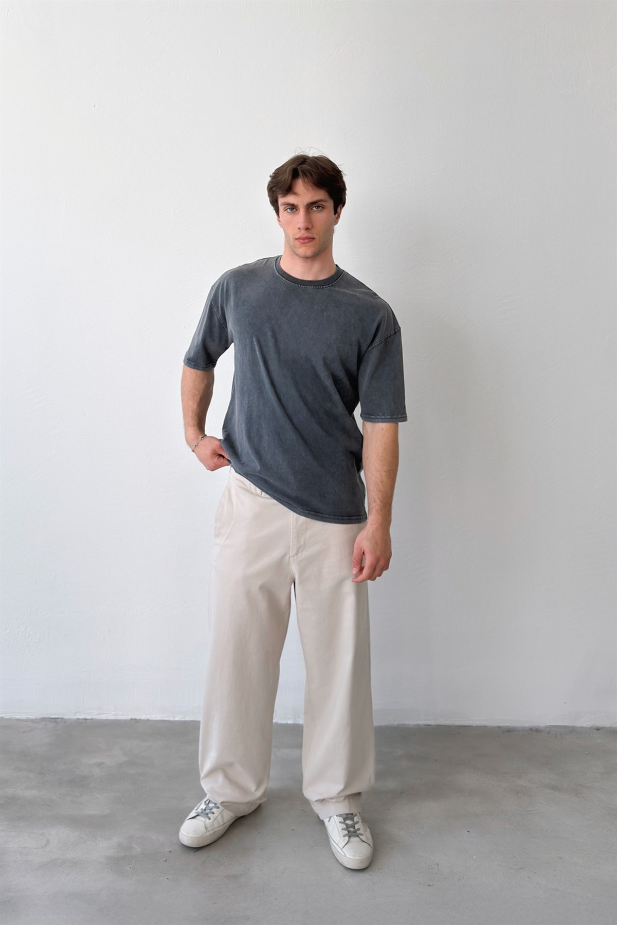 Basic Yıkamalı Acid Wash Tişört