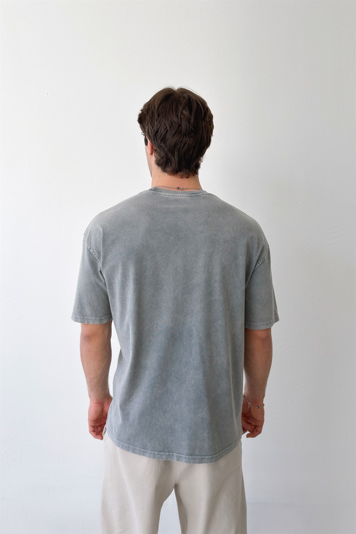 Basic Yıkamalı Gri Tişört