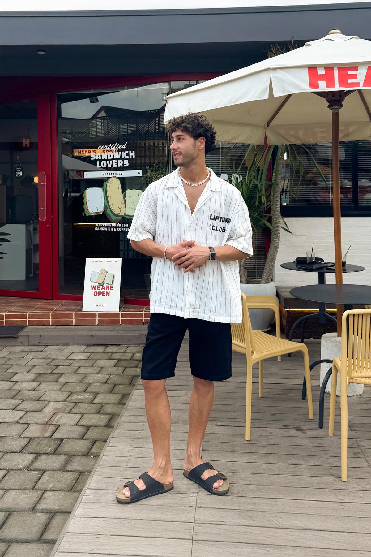 Bel Bağcıklı Gabardin Şort Siyah