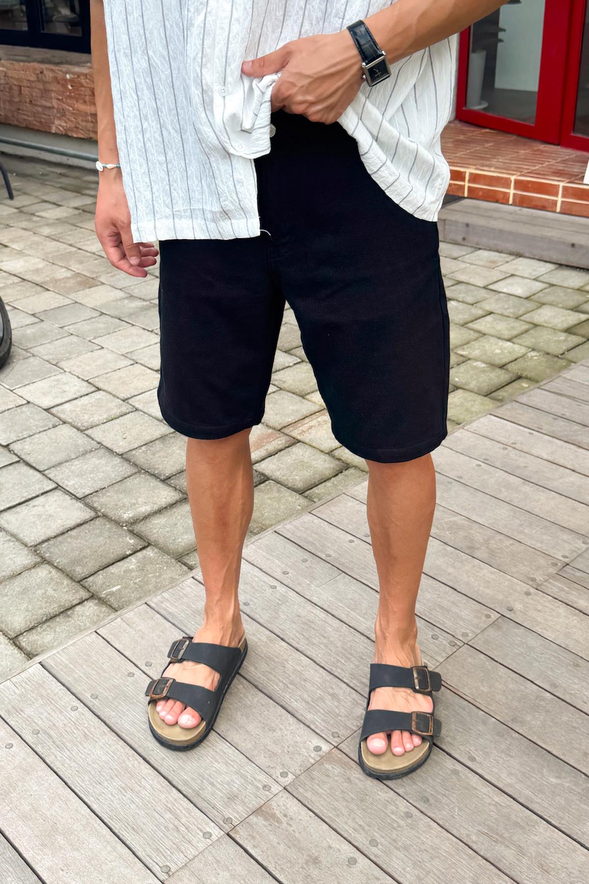 Bel Bağcıklı Gabardin Şort Siyah