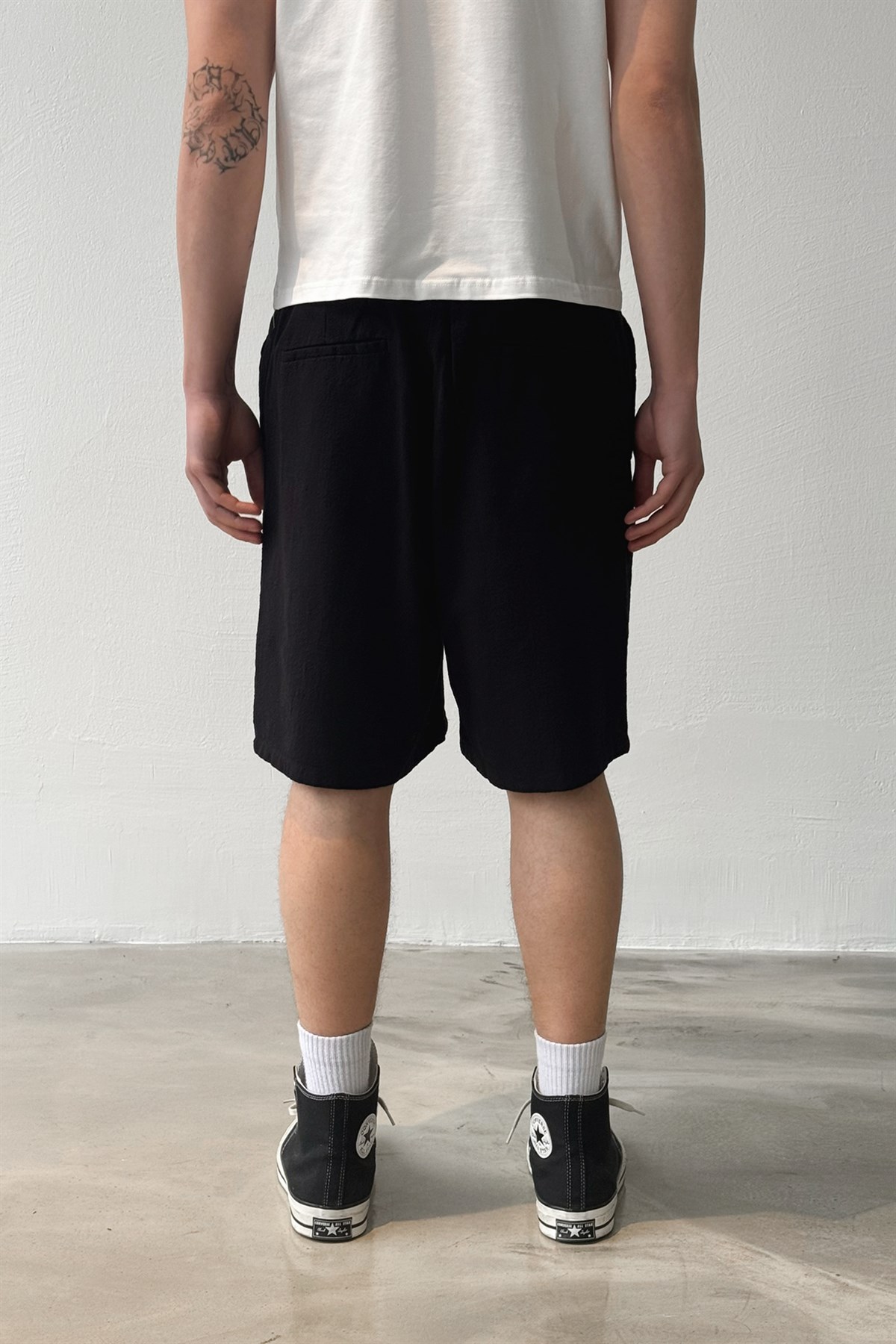 Bel Bağcıklı Keten Şort