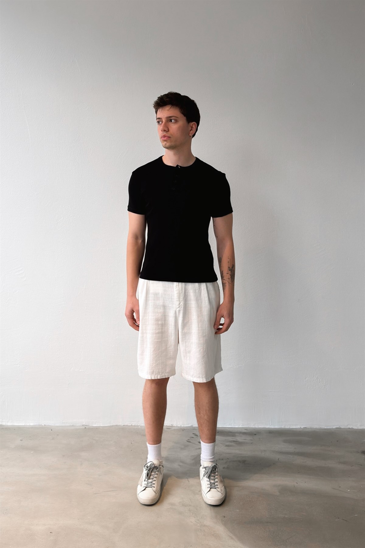 Bel Bağcıklı Keten Şort