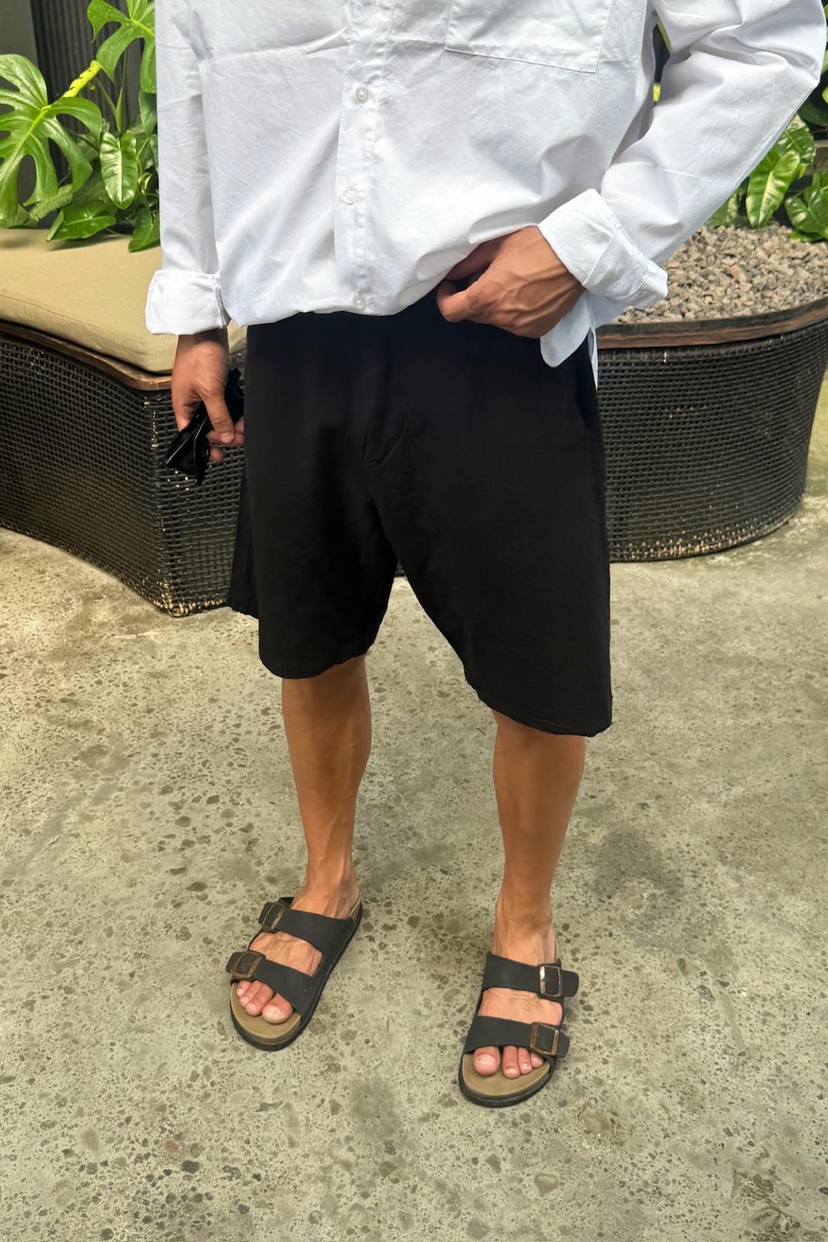 Bel Bağcıklı Keten Şort Siyah