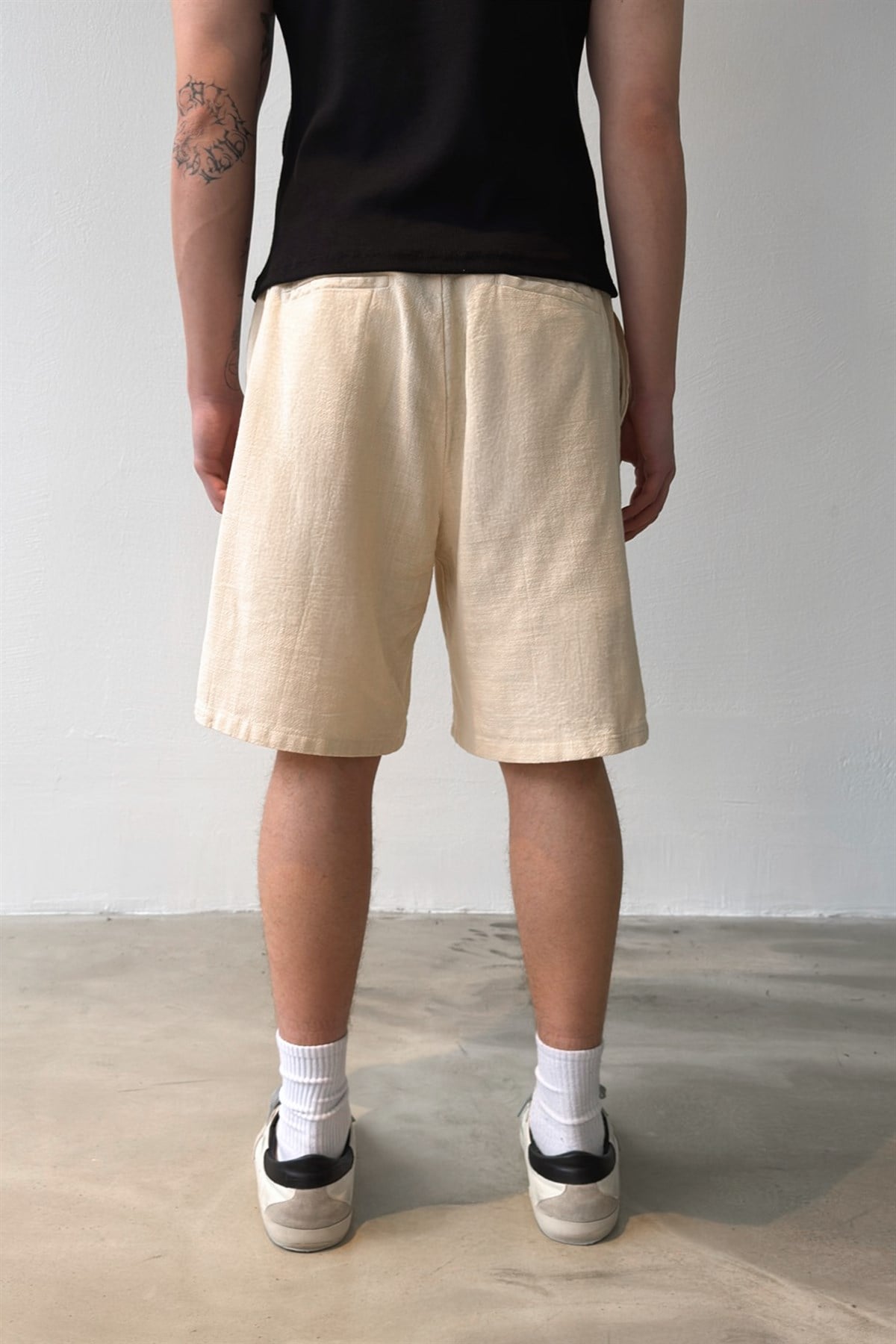 Bel Bağcıklı Keten Şort