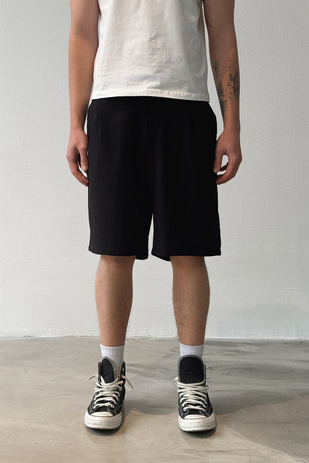 Bel Bağcıklı Keten Şort