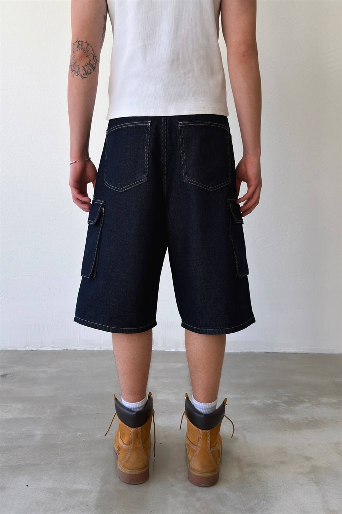 Bel Kemerli Kargo Cepli Kot Şort Lacivert