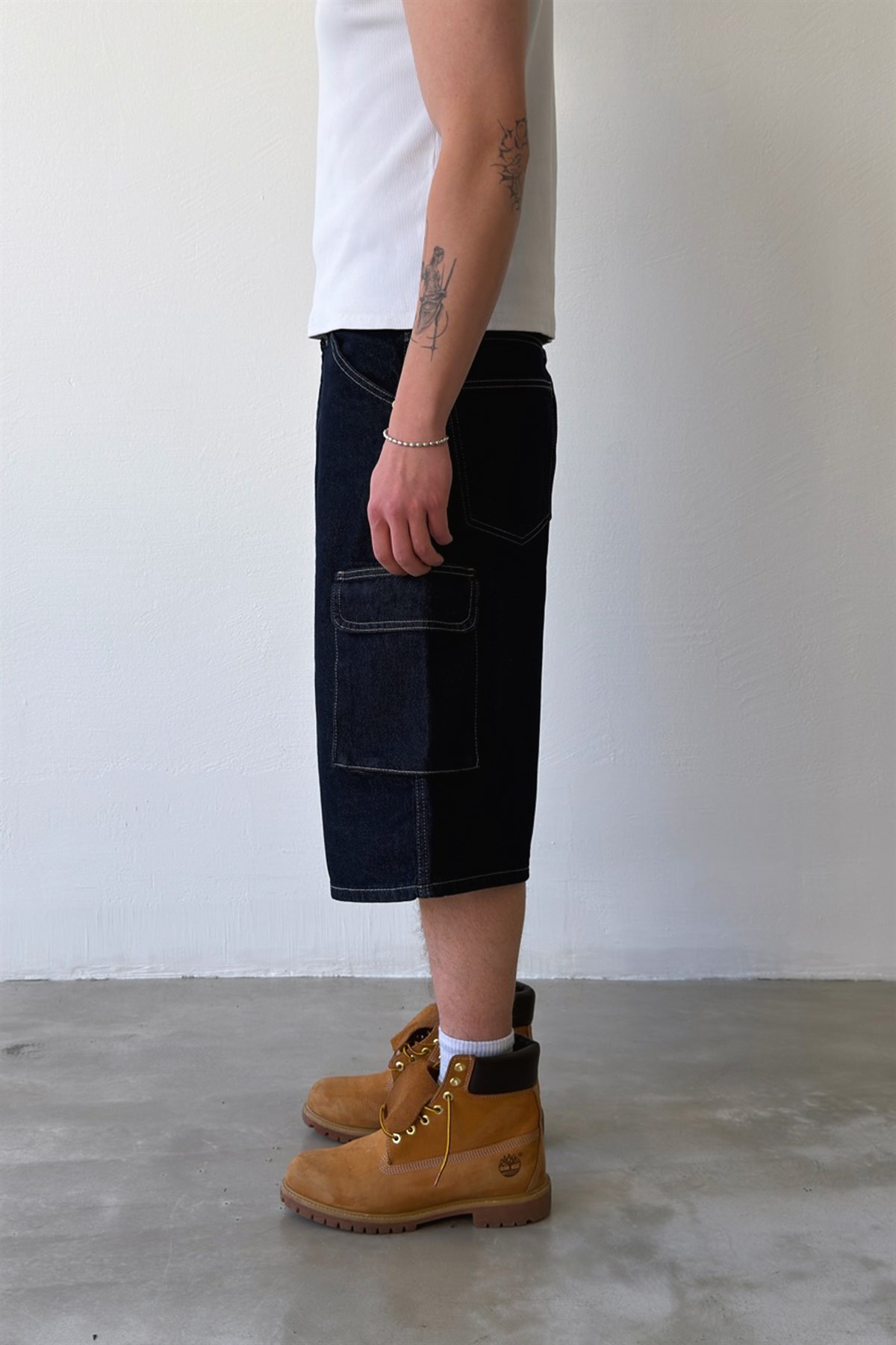 Bel Kemerli Kargo Cepli Kot Şort Lacivert