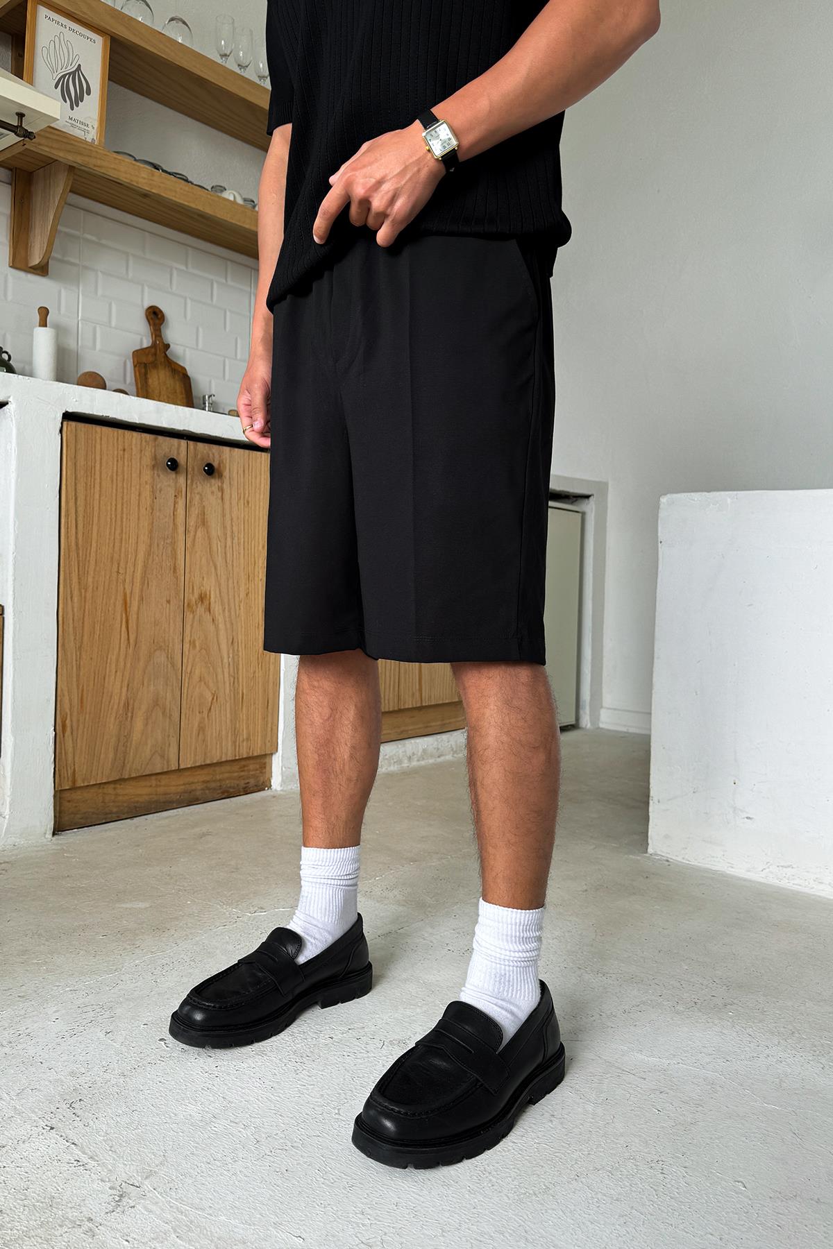 Bel Lastikli Kumaş Şort Siyah