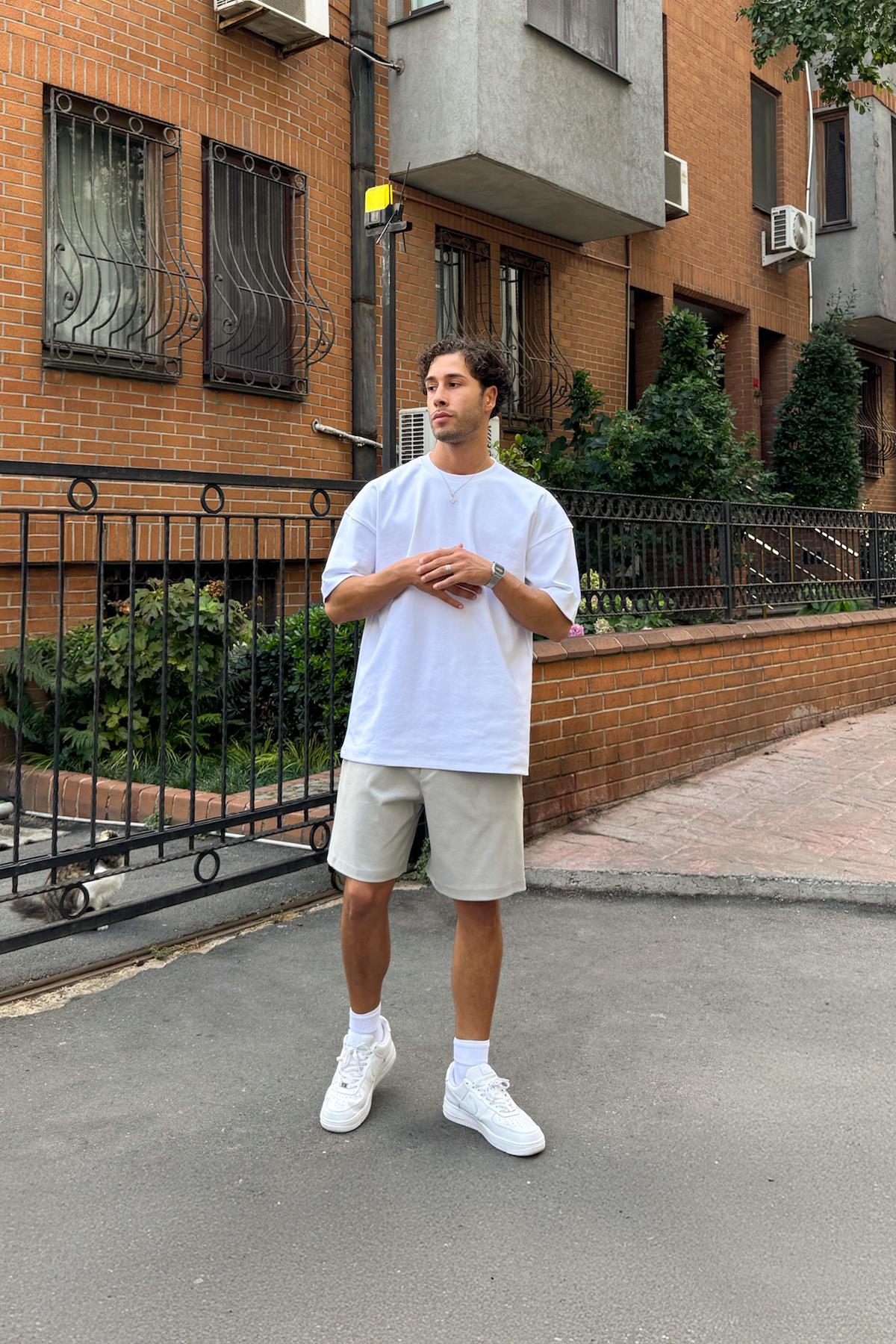 Bel Lastikli Gri Şort