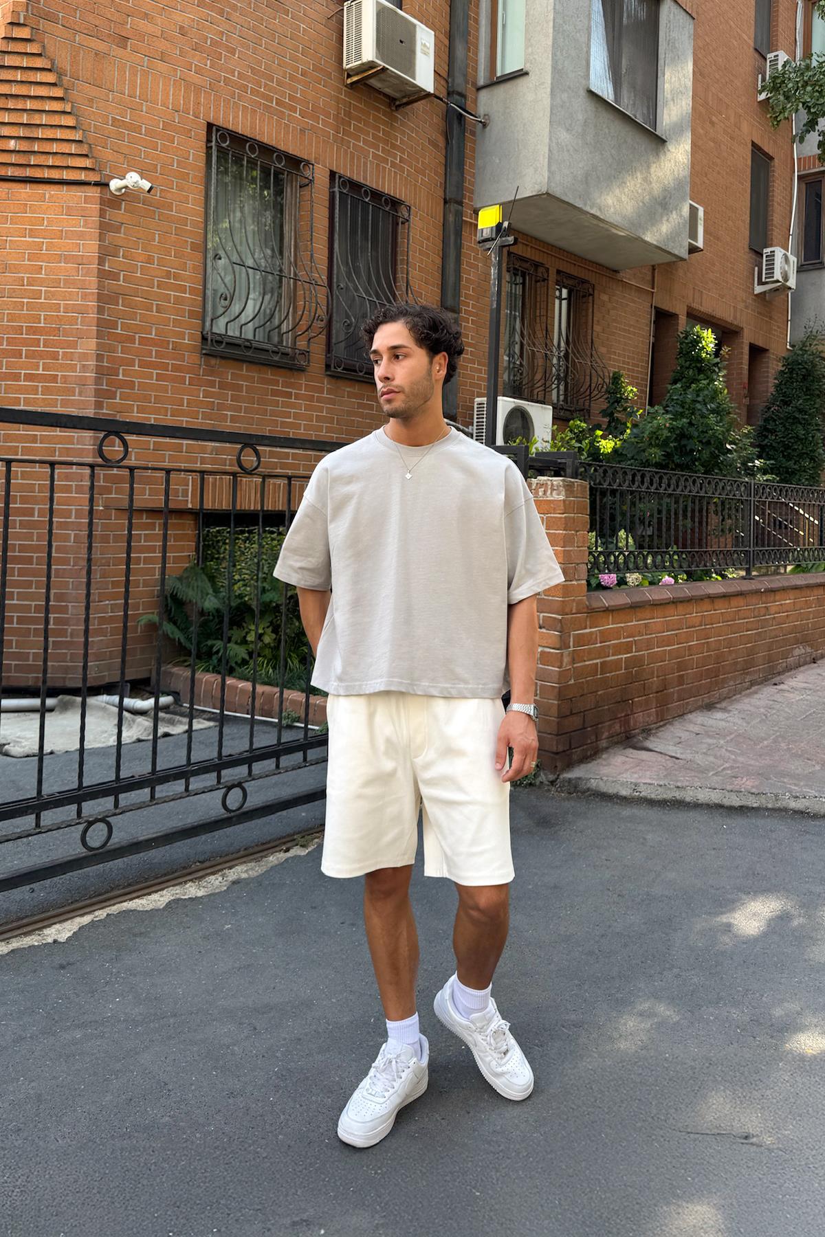 Bermuda Bel Lastikli Ekru Basic Şort