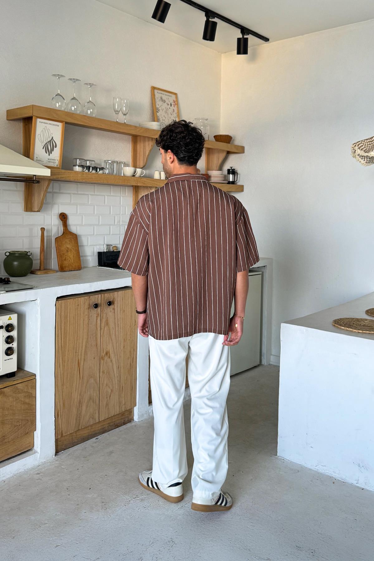 Kahverengi Kısa Kollu Cizgili Oversize Gömlek