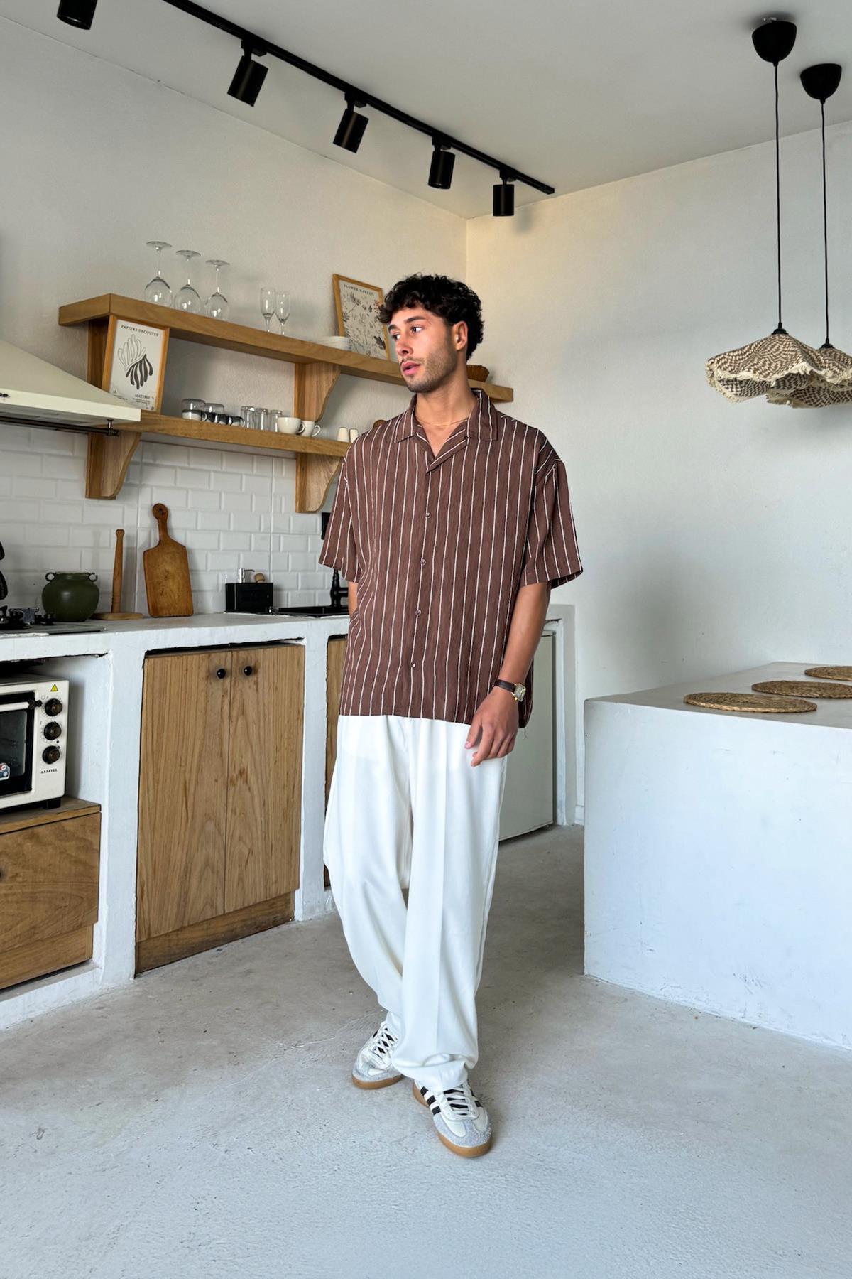 Kahverengi Kısa Kollu Cizgili Oversize Gömlek