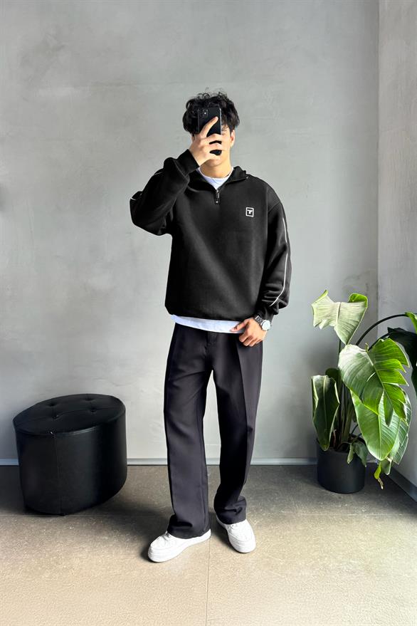 Biyeli Fermuarlı Polo Yaka Siyah Sweatshirt