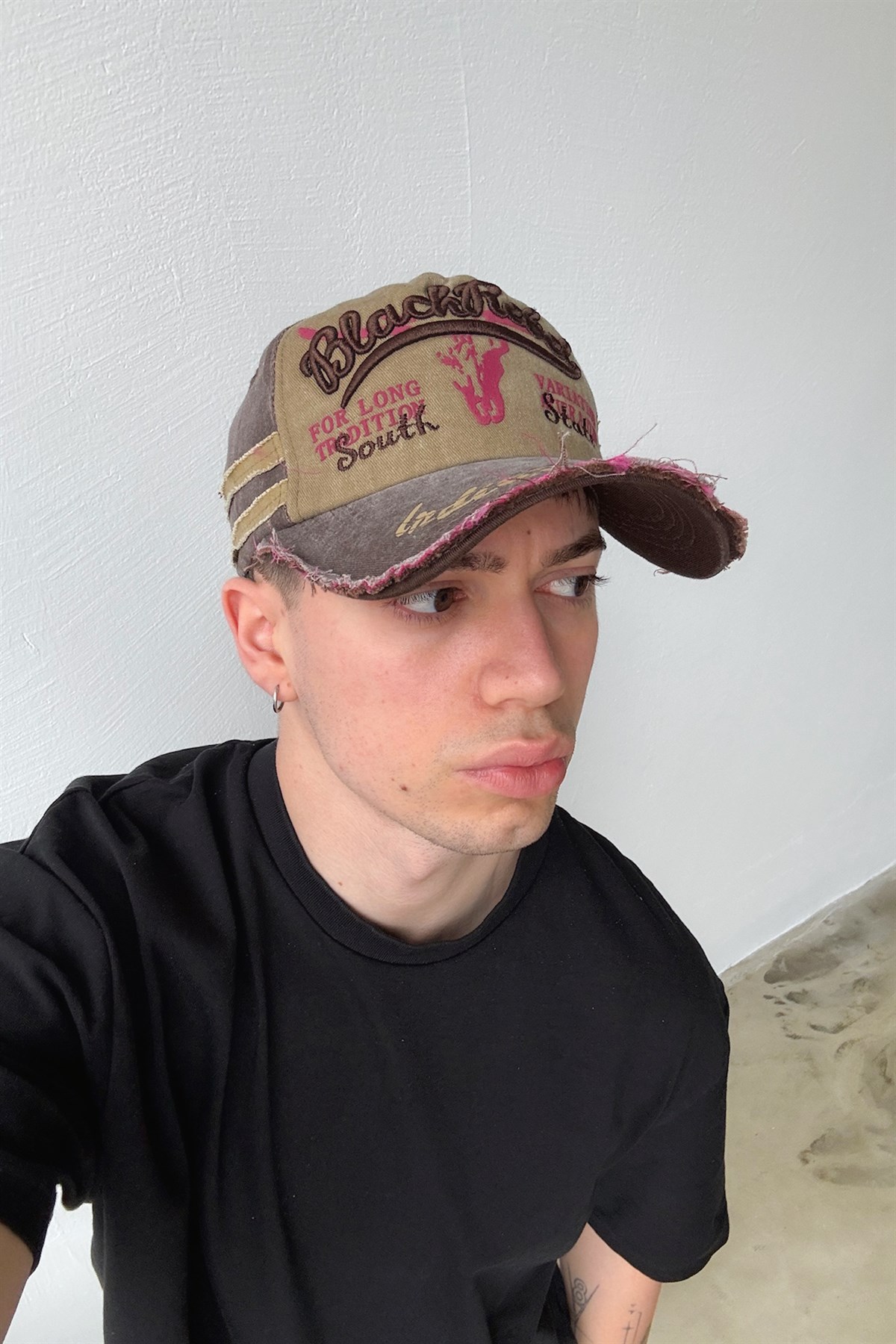 BlackRebel Nakışlı Şapka