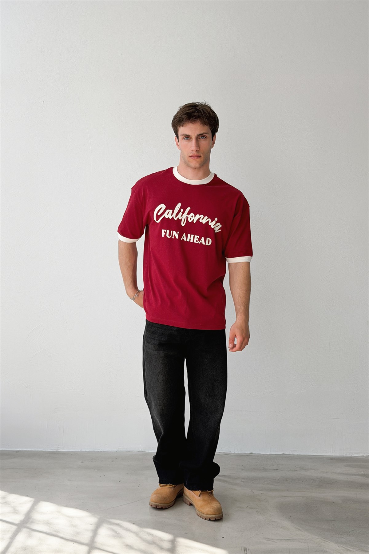 California Baskılı Tişört