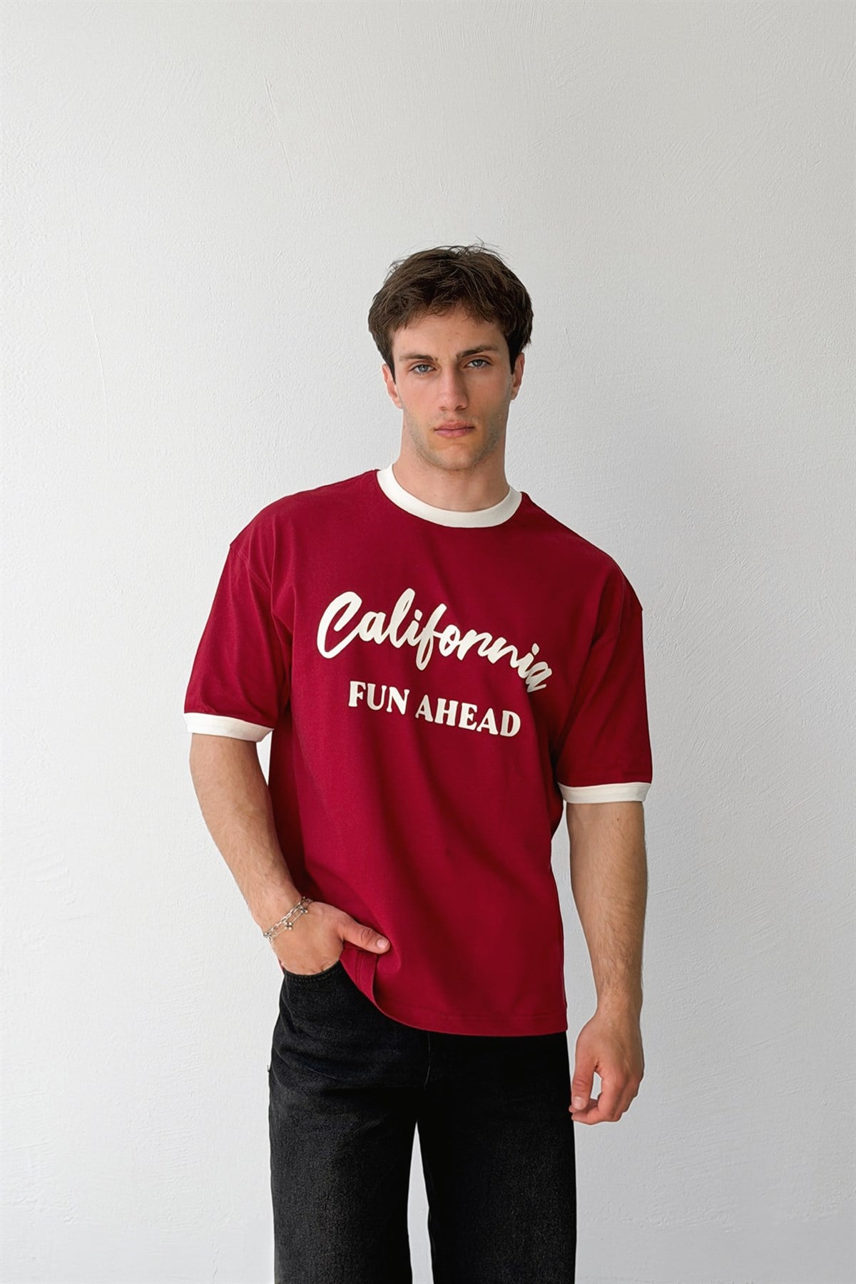 California Baskılı Tişört