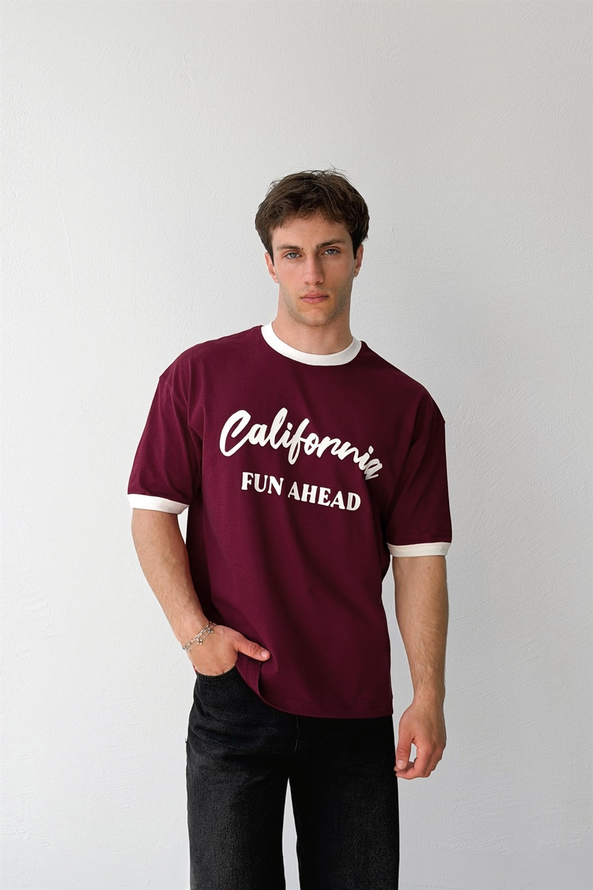 California Baskılı Tişört