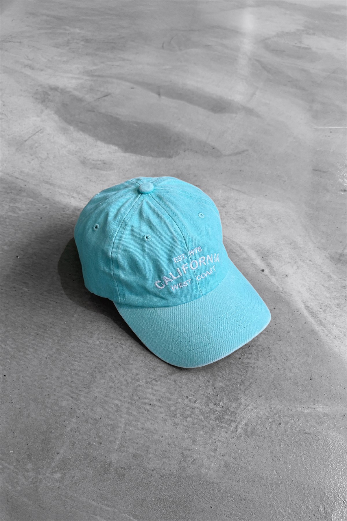 California EST. Nakışlı Şapka