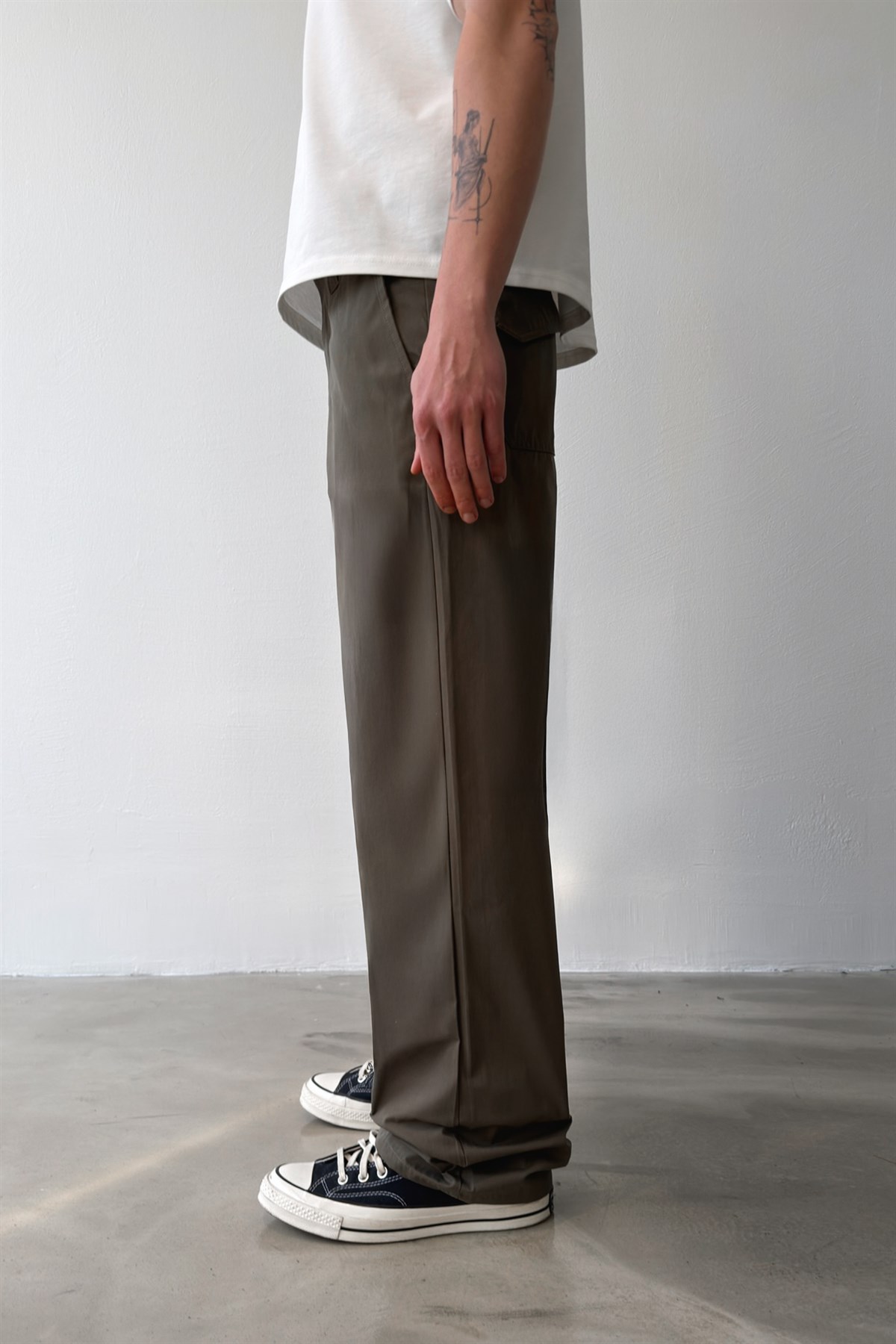 Casual Regular Fit Paraşüt Kumaş Pantolon