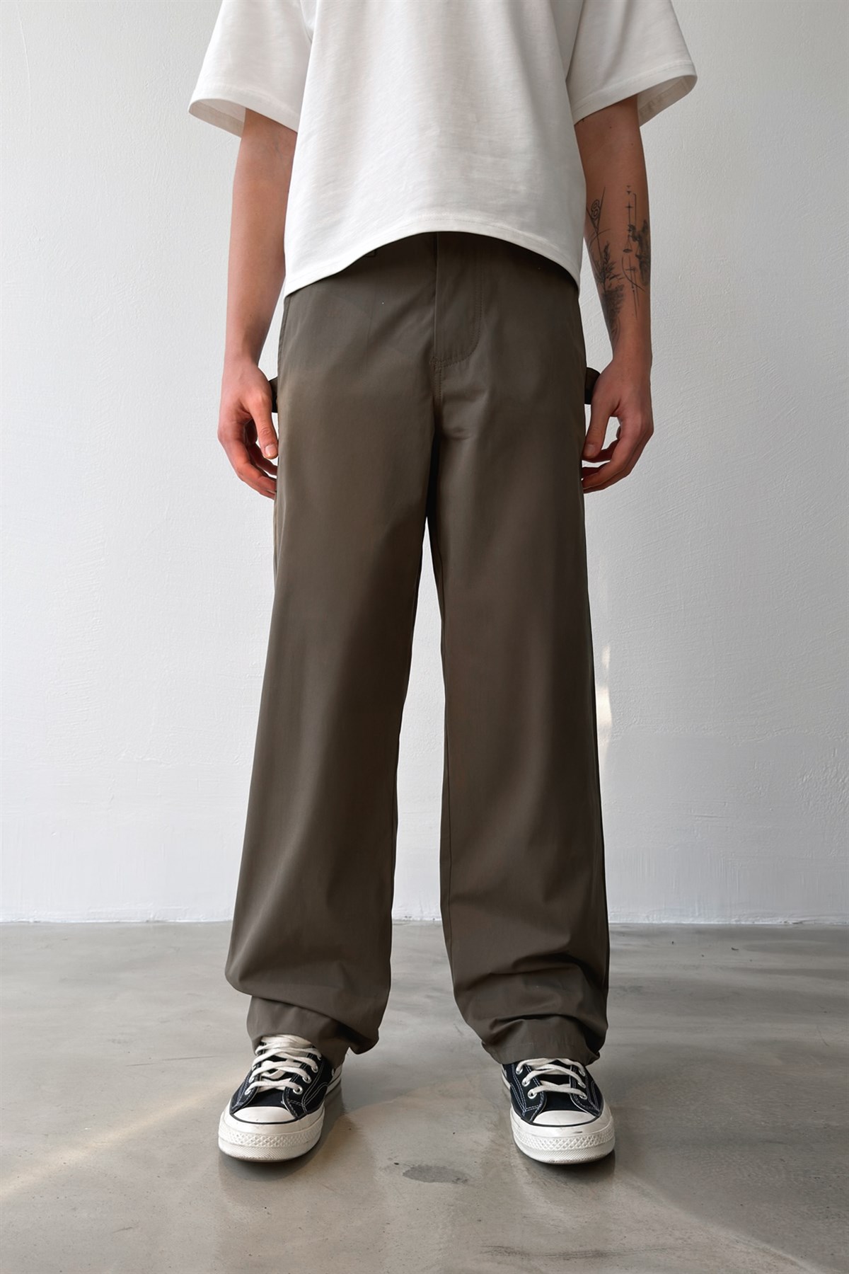 Casual Regular Fit Paraşüt Kumaş Pantolon