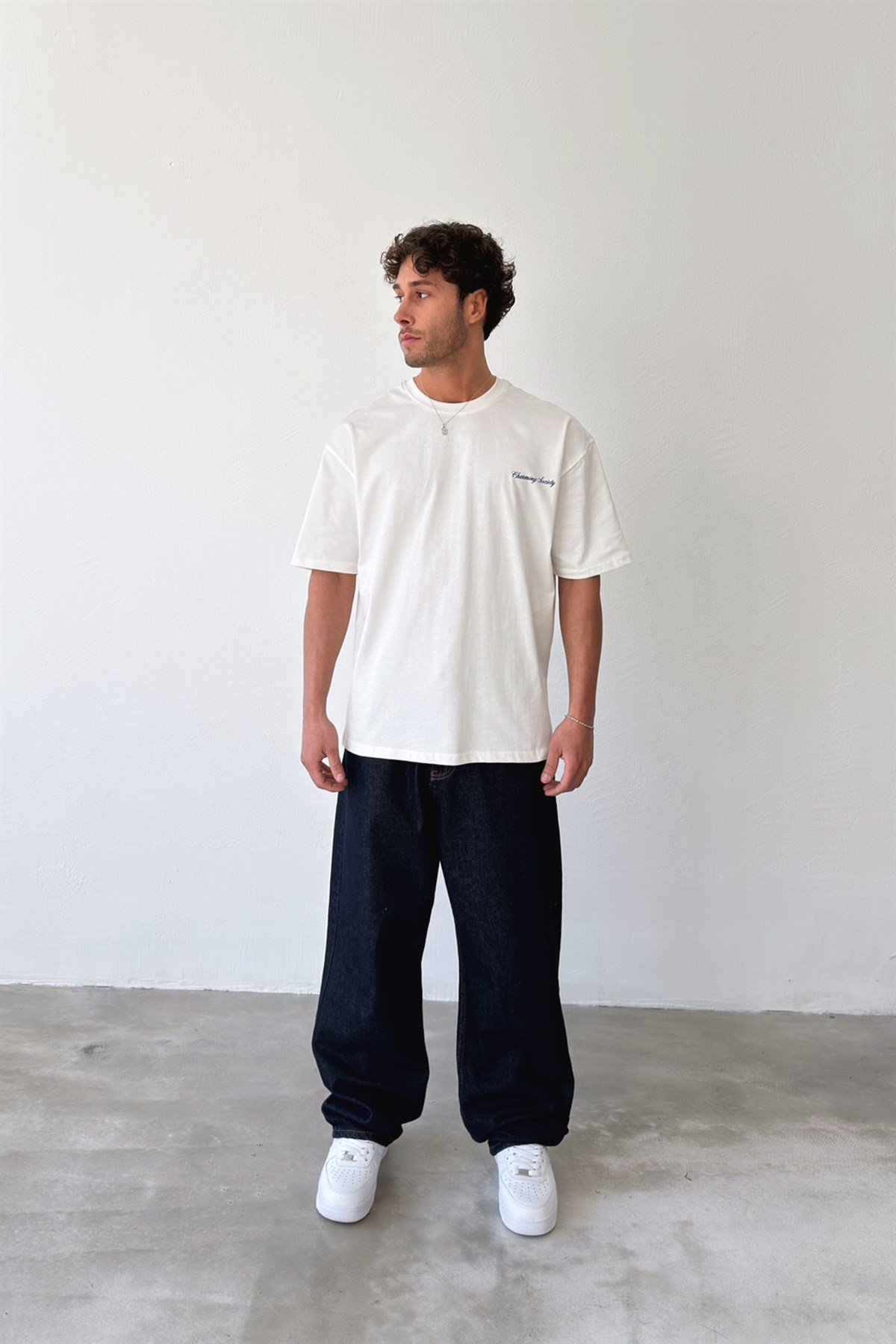 Charming Society Baskılı Tişört