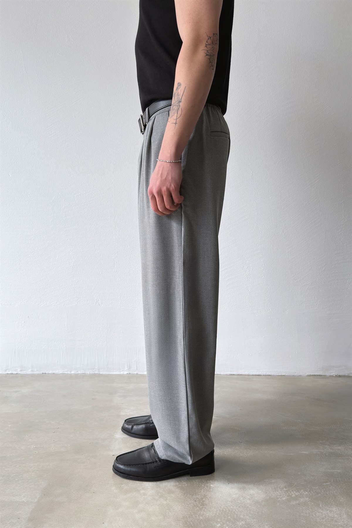 Çift Pileli Kumaş Pantolon Gri