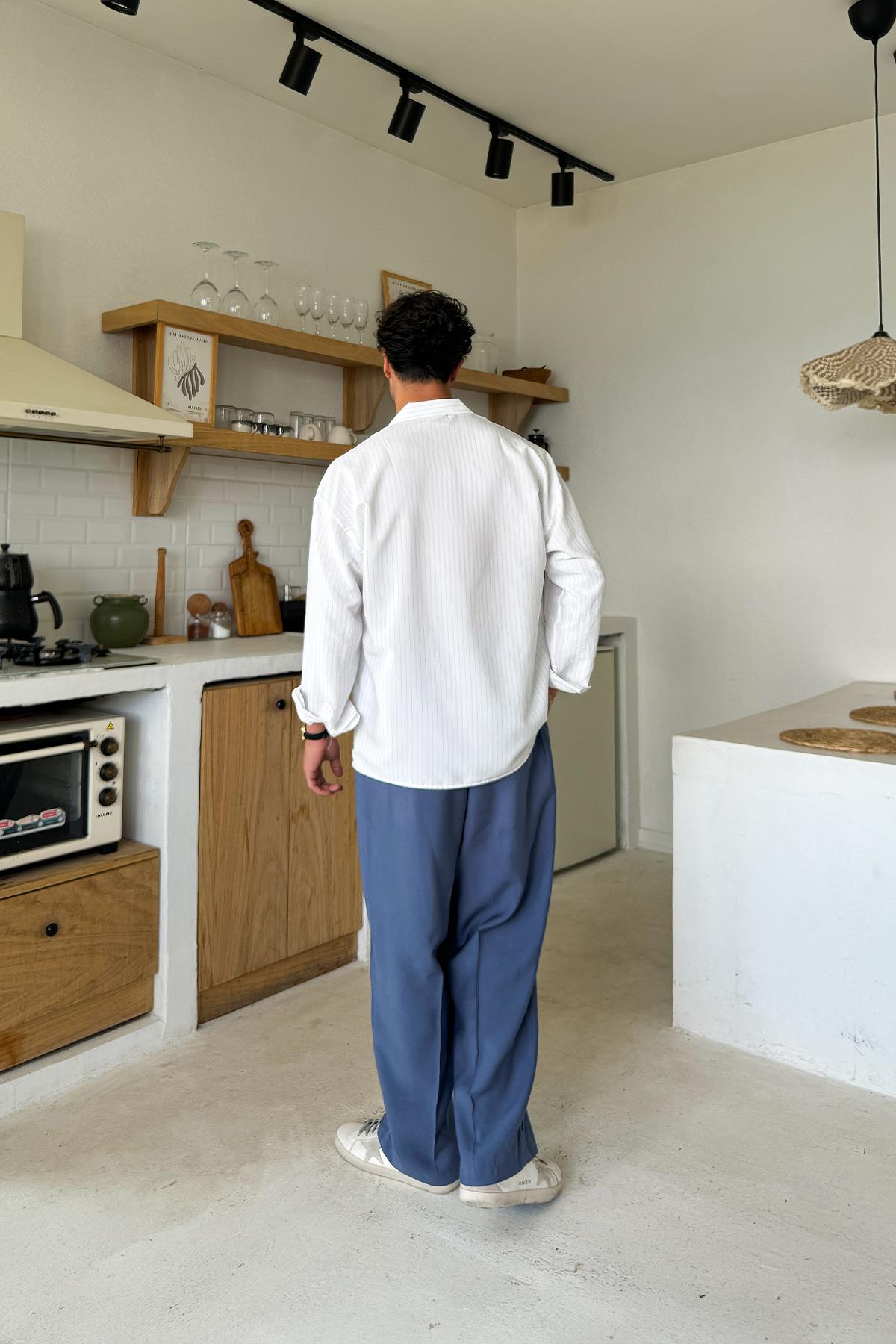 Beyaz Çizgi Detay Oversize Gömlek