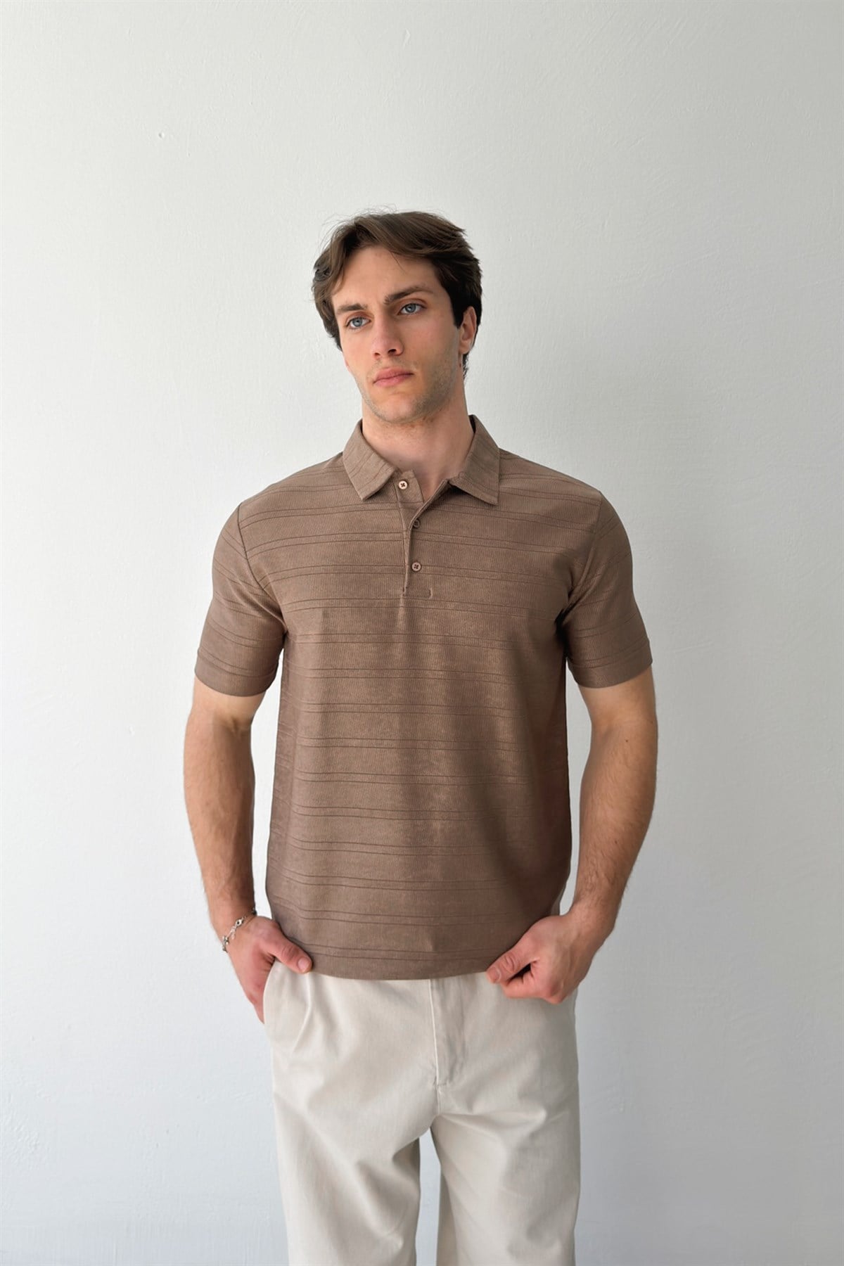 Çizgili Gömlek Yaka Tişört