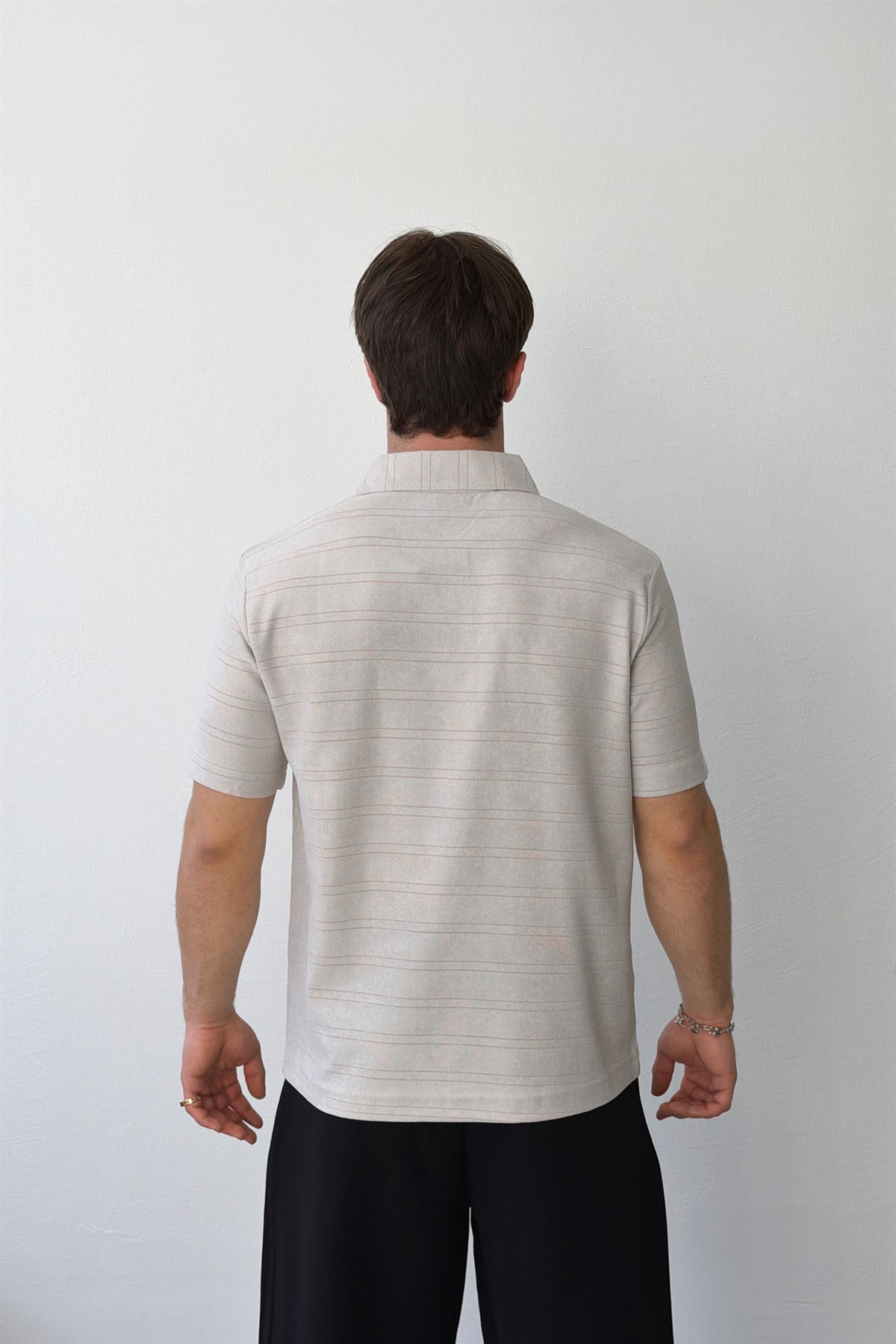 Çizgili Gömlek Yaka Tişört