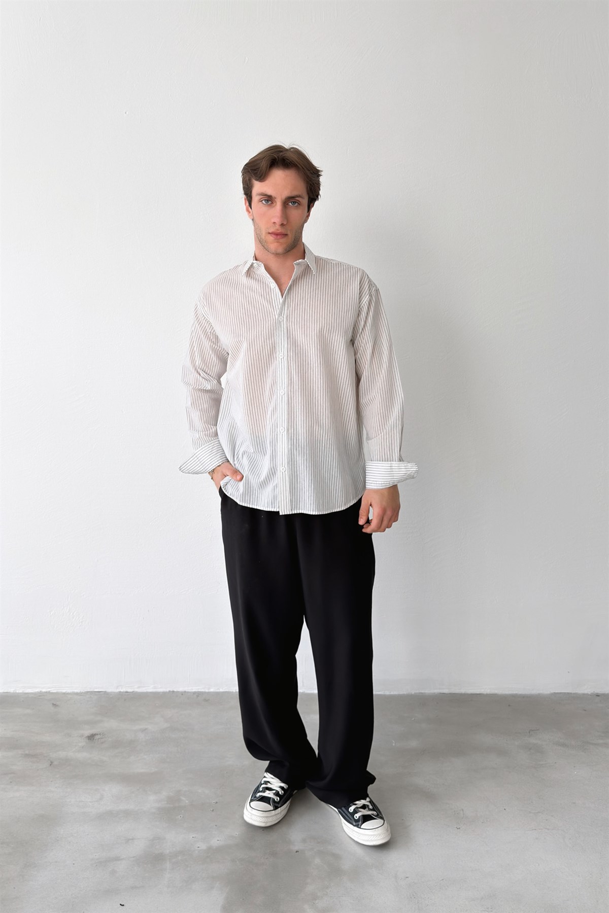 Çizgili Beyaz Keten Gömlek