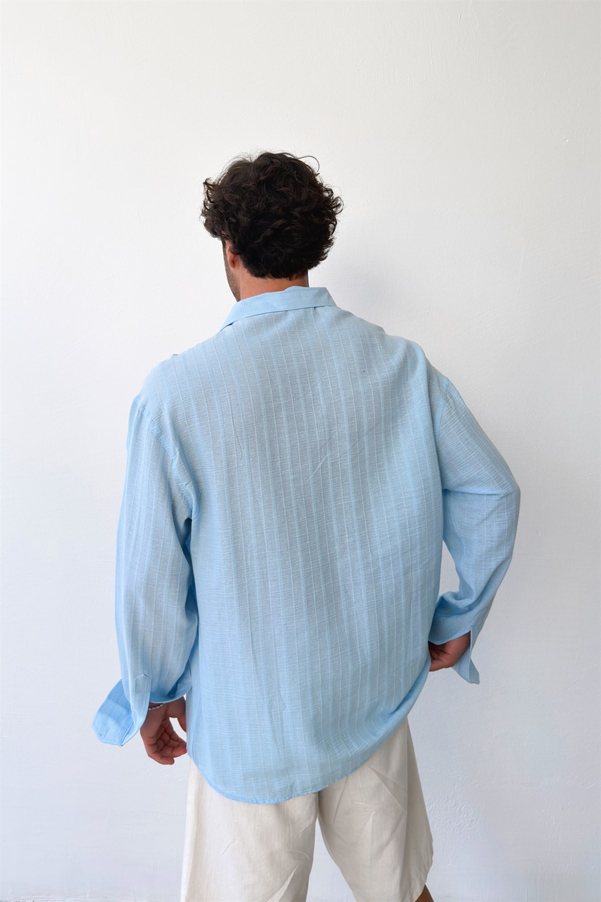 Çizgili Mavi Keten Gömlek