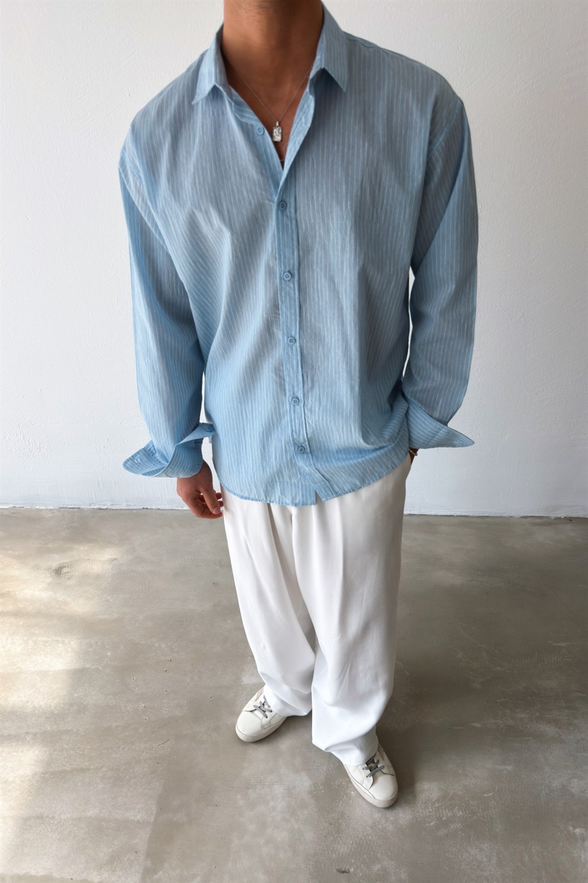 Çizgili Mavi Keten Gömlek