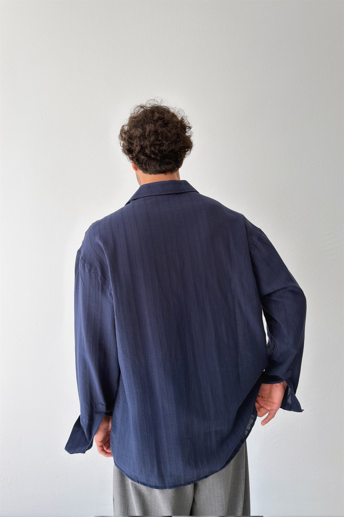 Çizgili Lacivert Keten Gömlek