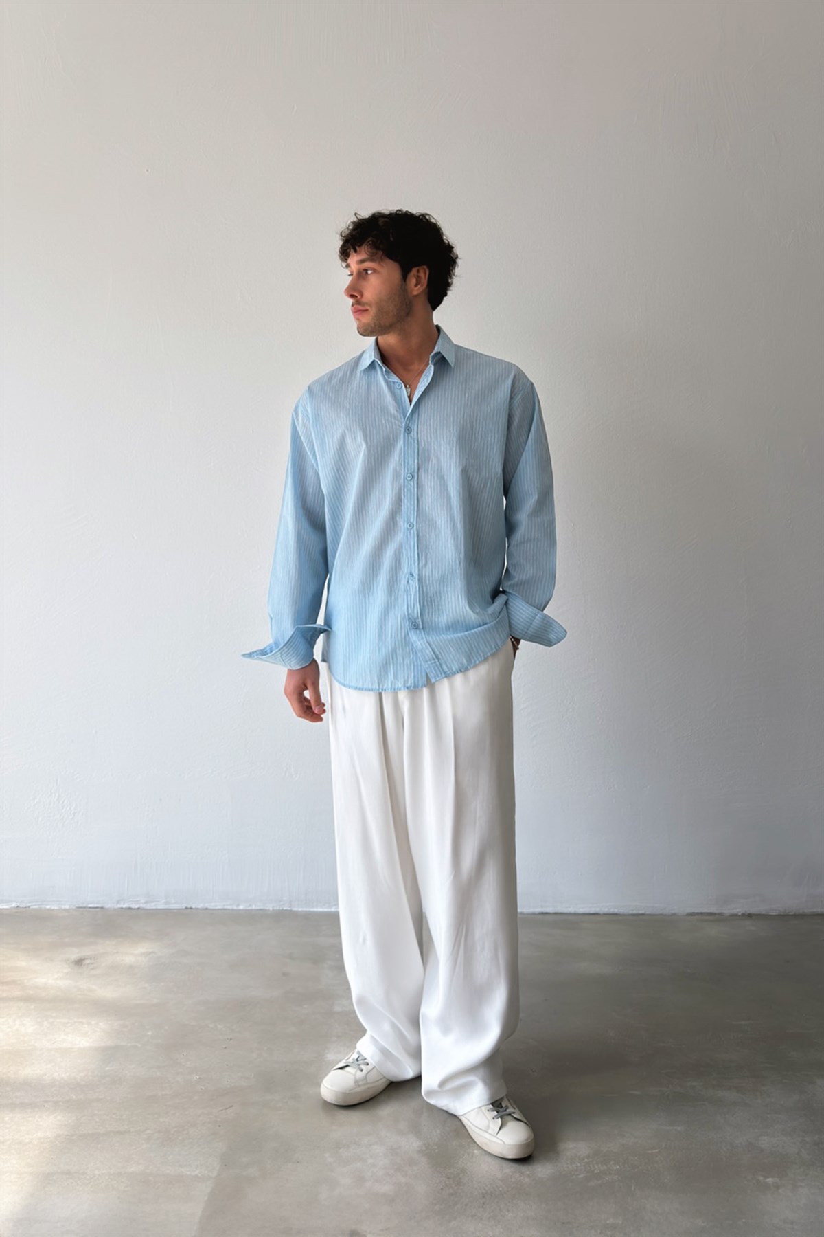 Çizgili Mavi Keten Gömlek