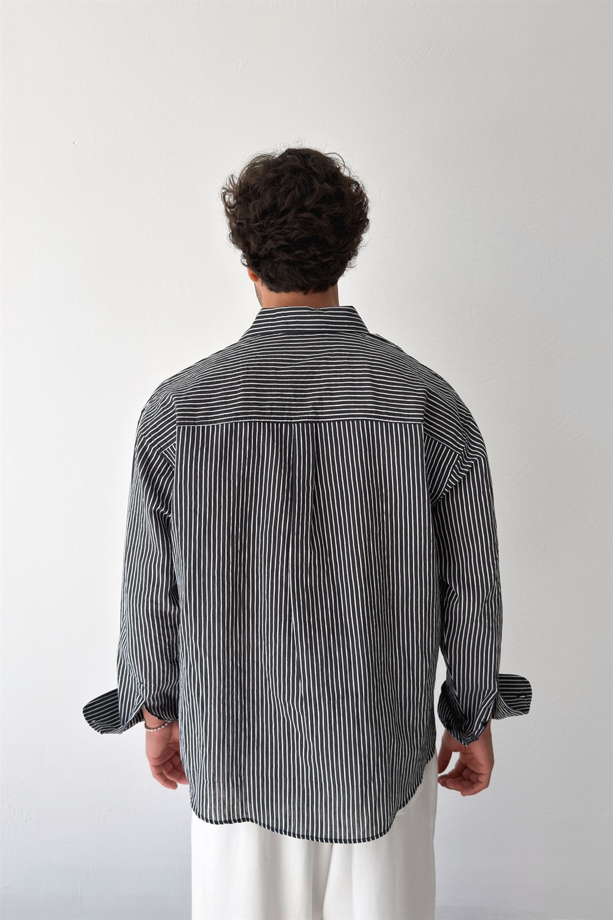 Çizgili Siyah Keten Oversize Gömlek