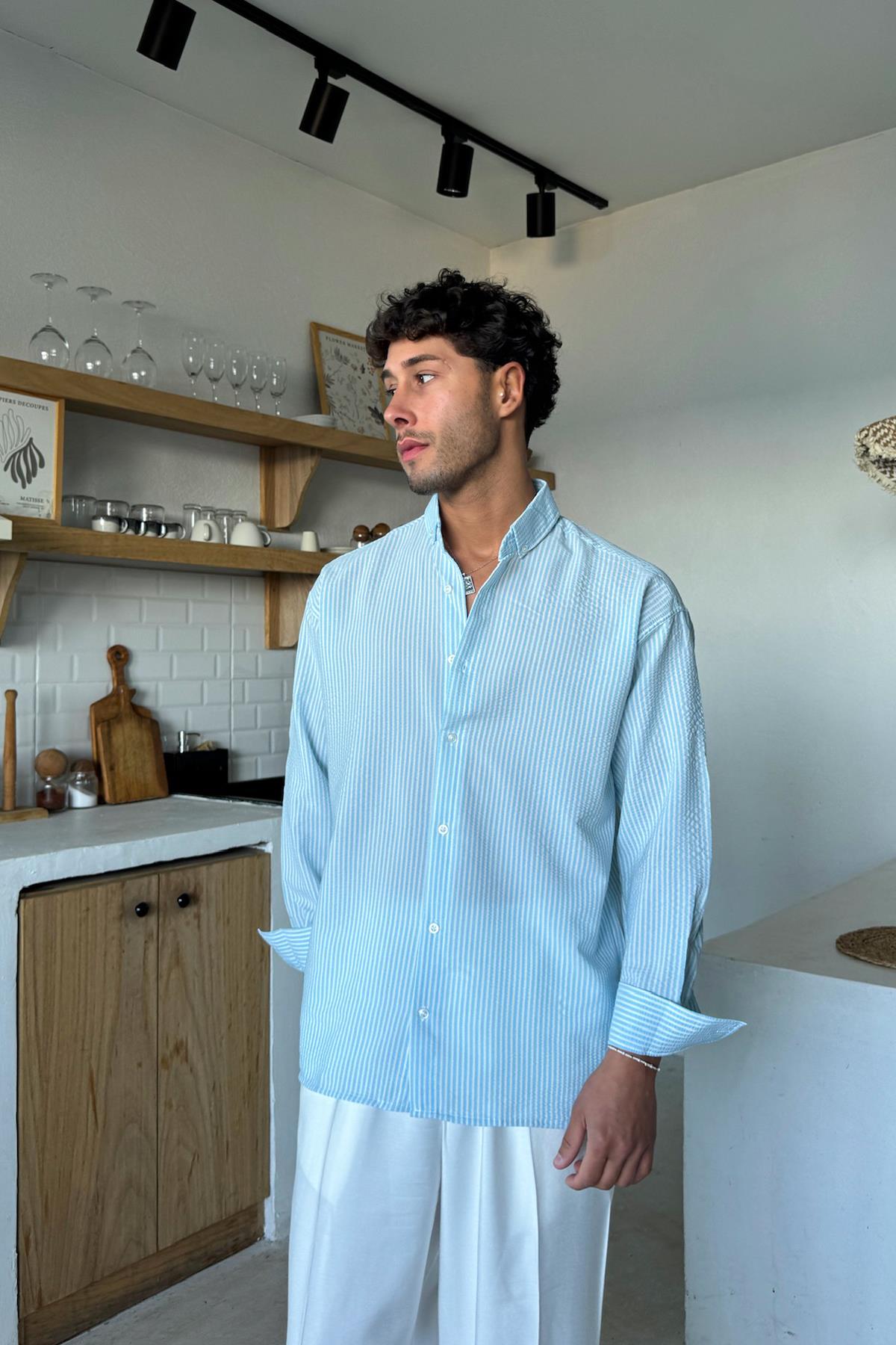 Mavi Çizgili Oversize Gömlek
