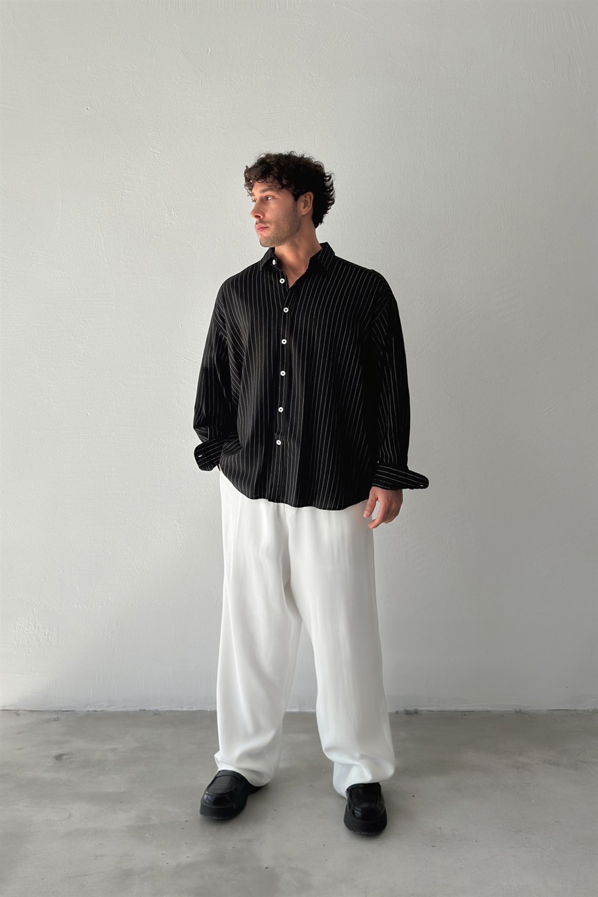 Çizgili Siyah Poplin Oversize Gömlek