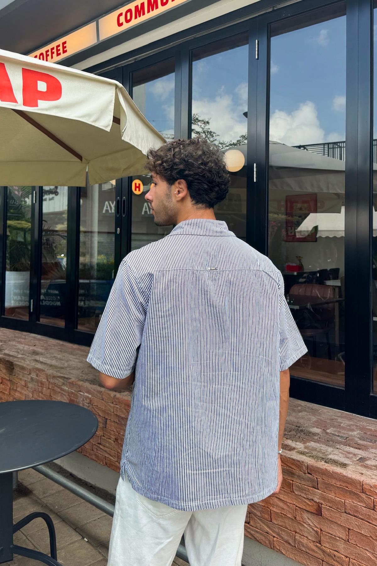 Çizgili Oversize Kısa Kol Gömlek Siyah