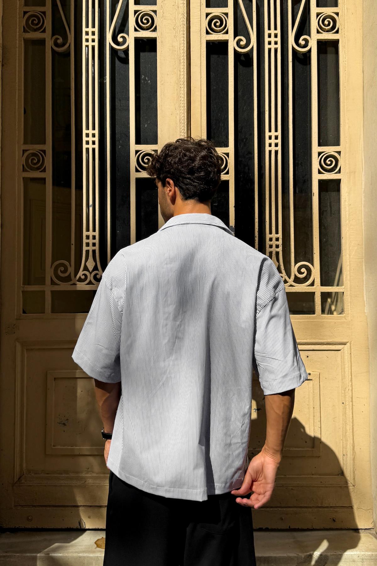 Çizgili Oversize Kısa Kol Gömlek