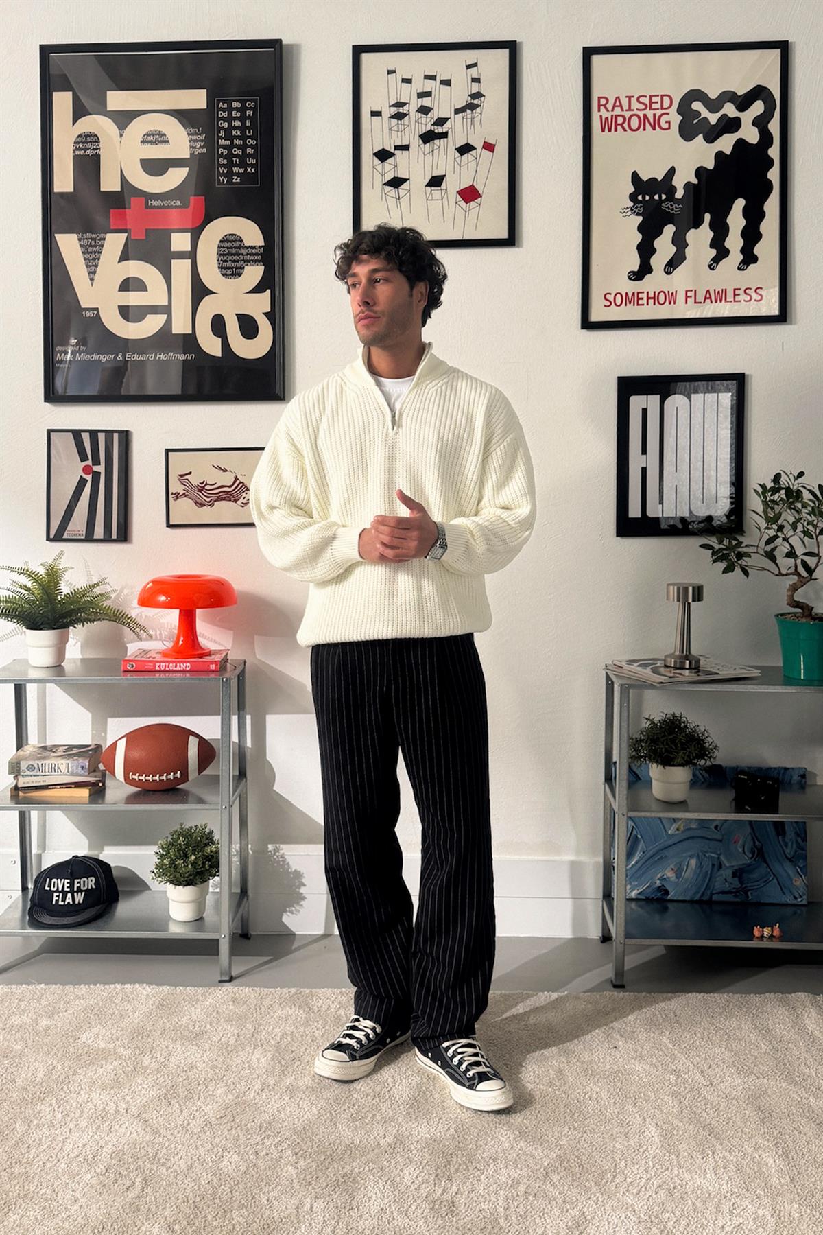 Çizgili Pileli Kumaş Pantolon