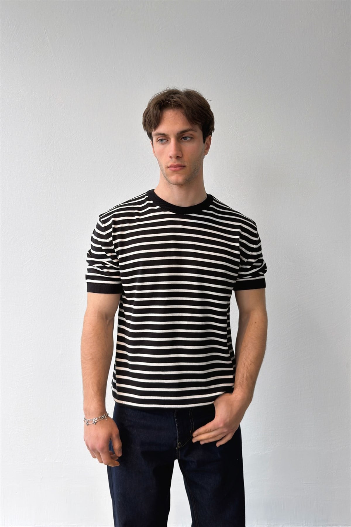 Çizgili Triko Tişört