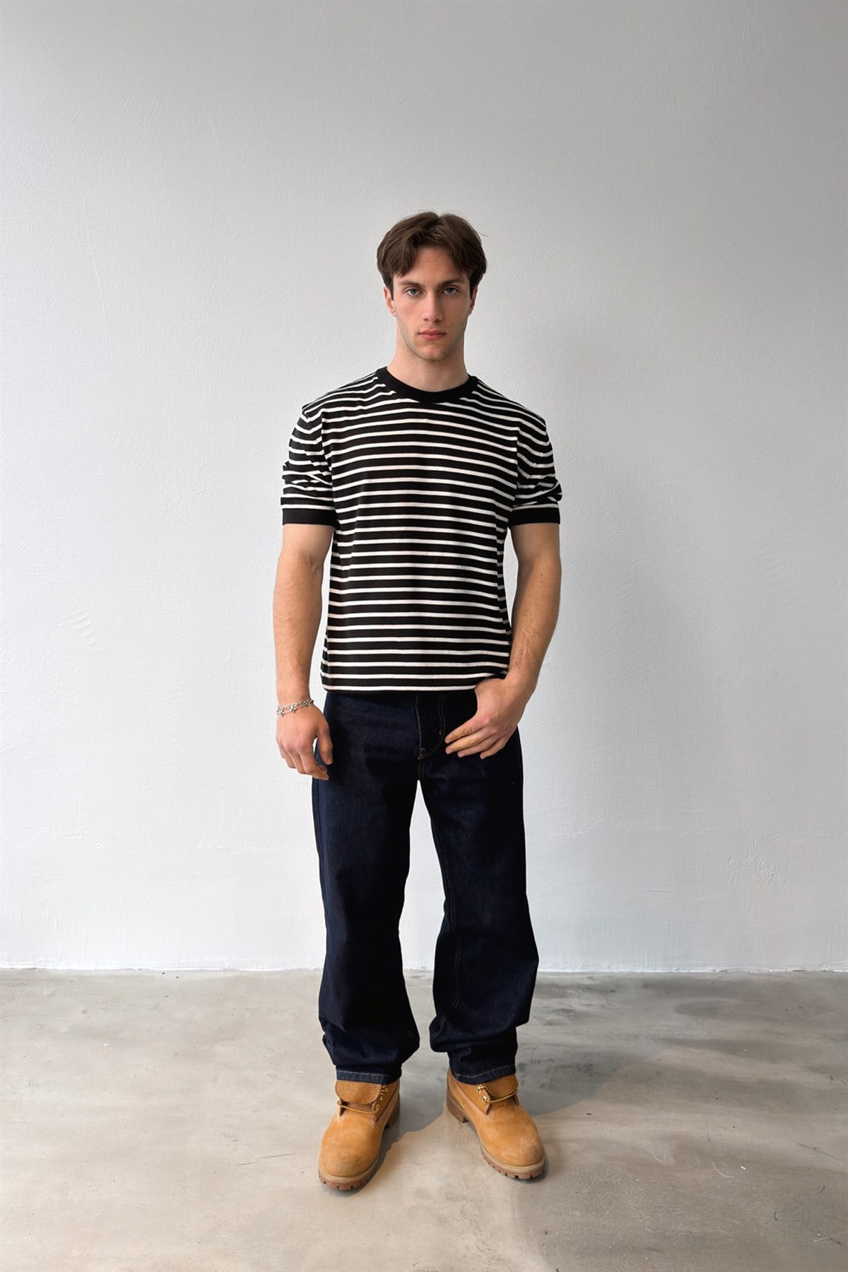 Çizgili Triko Tişört