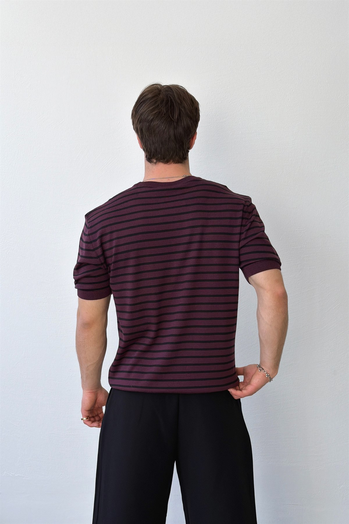 Çizgili Triko Tişört