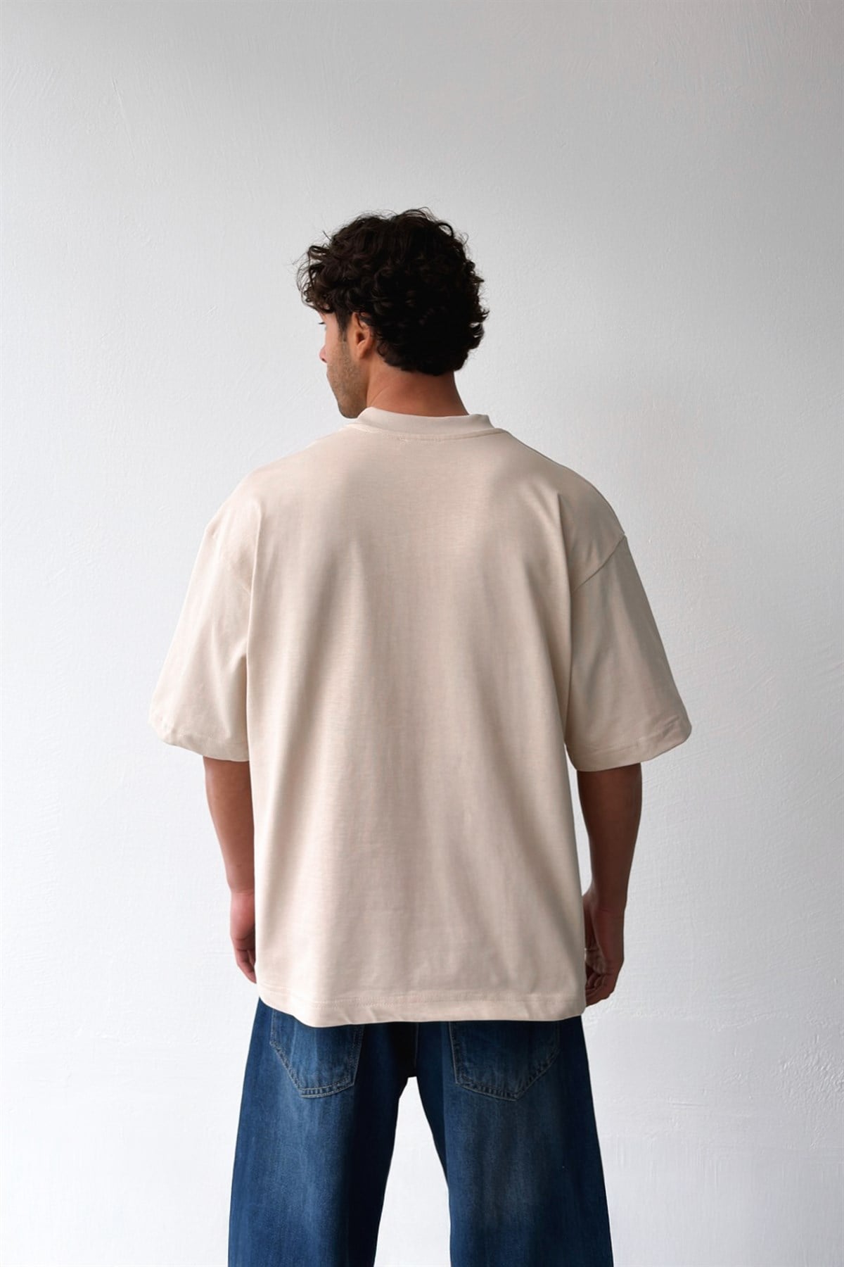 Decide Nakışlı Tişört