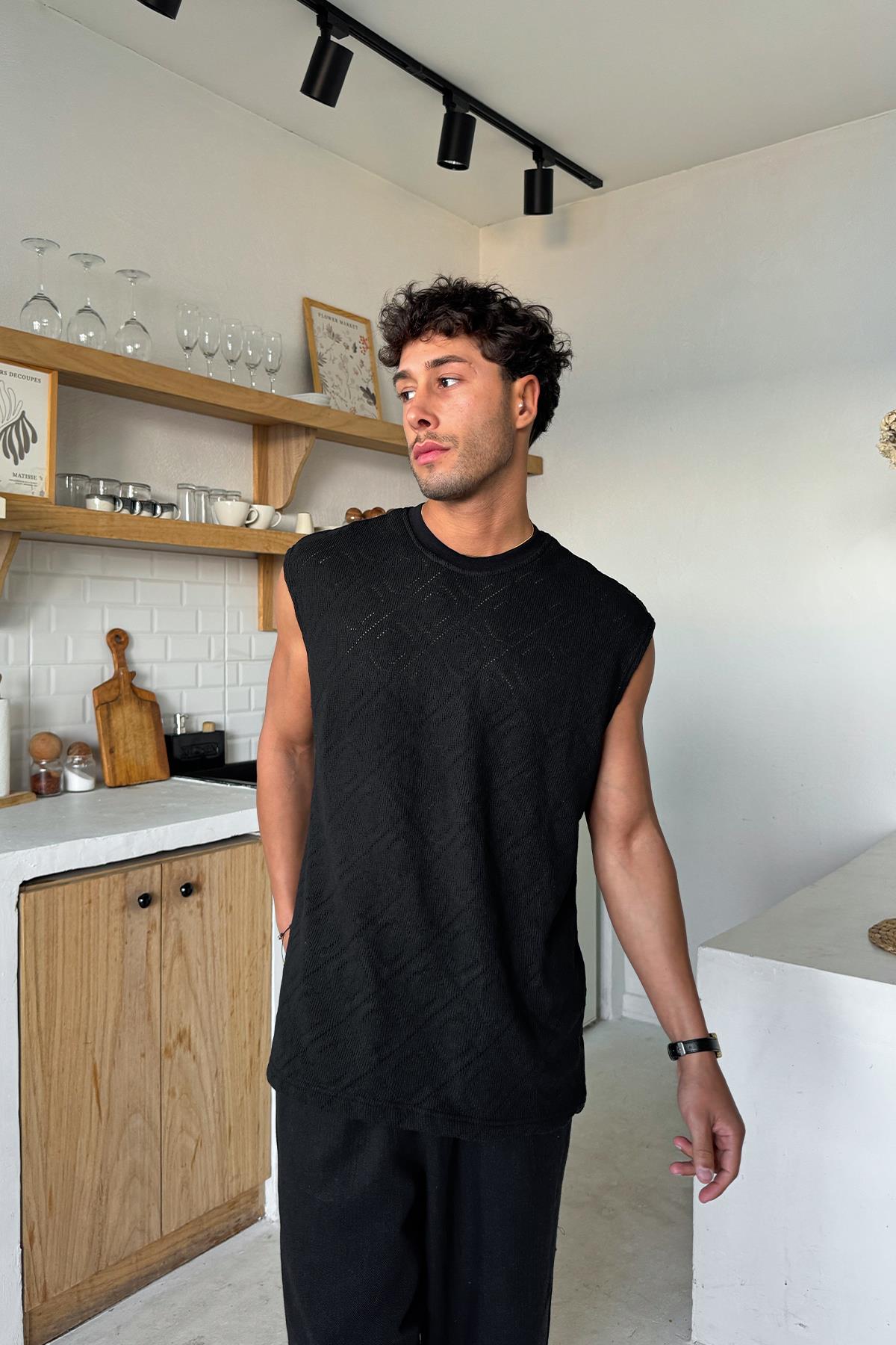 Siyah Desenli Oversize Atlet