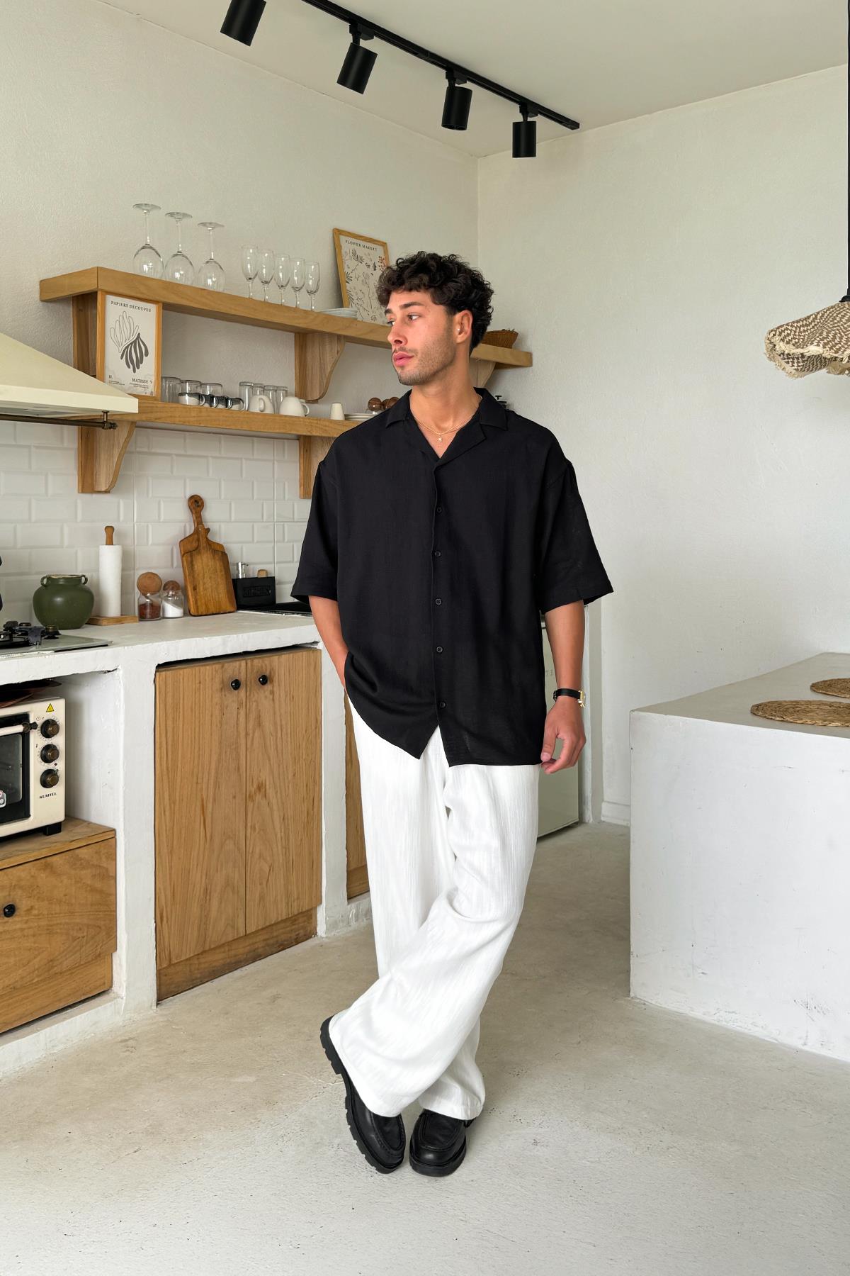 Siyah Dokuma Oversize Kısa Kol Gömlek