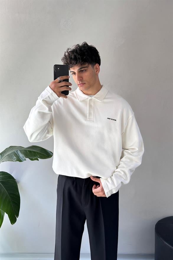 Düğme Detaylı Polo Yaka Ekru Sweatshirt