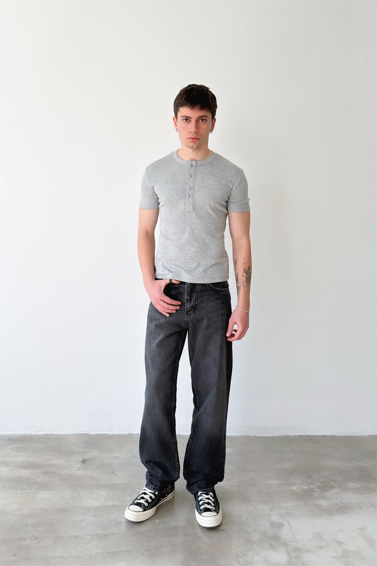 Düğmeli Basic Tişört