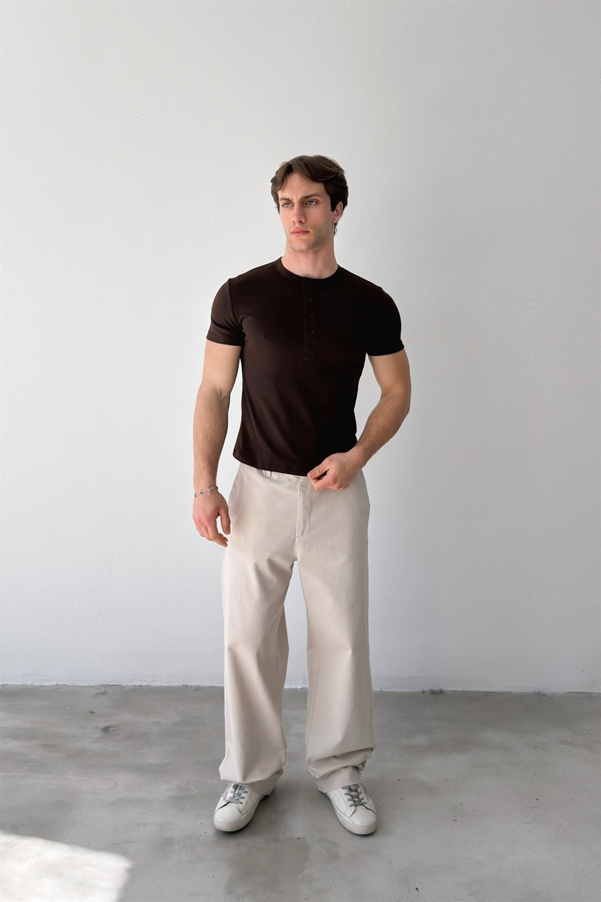 Düğmeli Basic Tişört