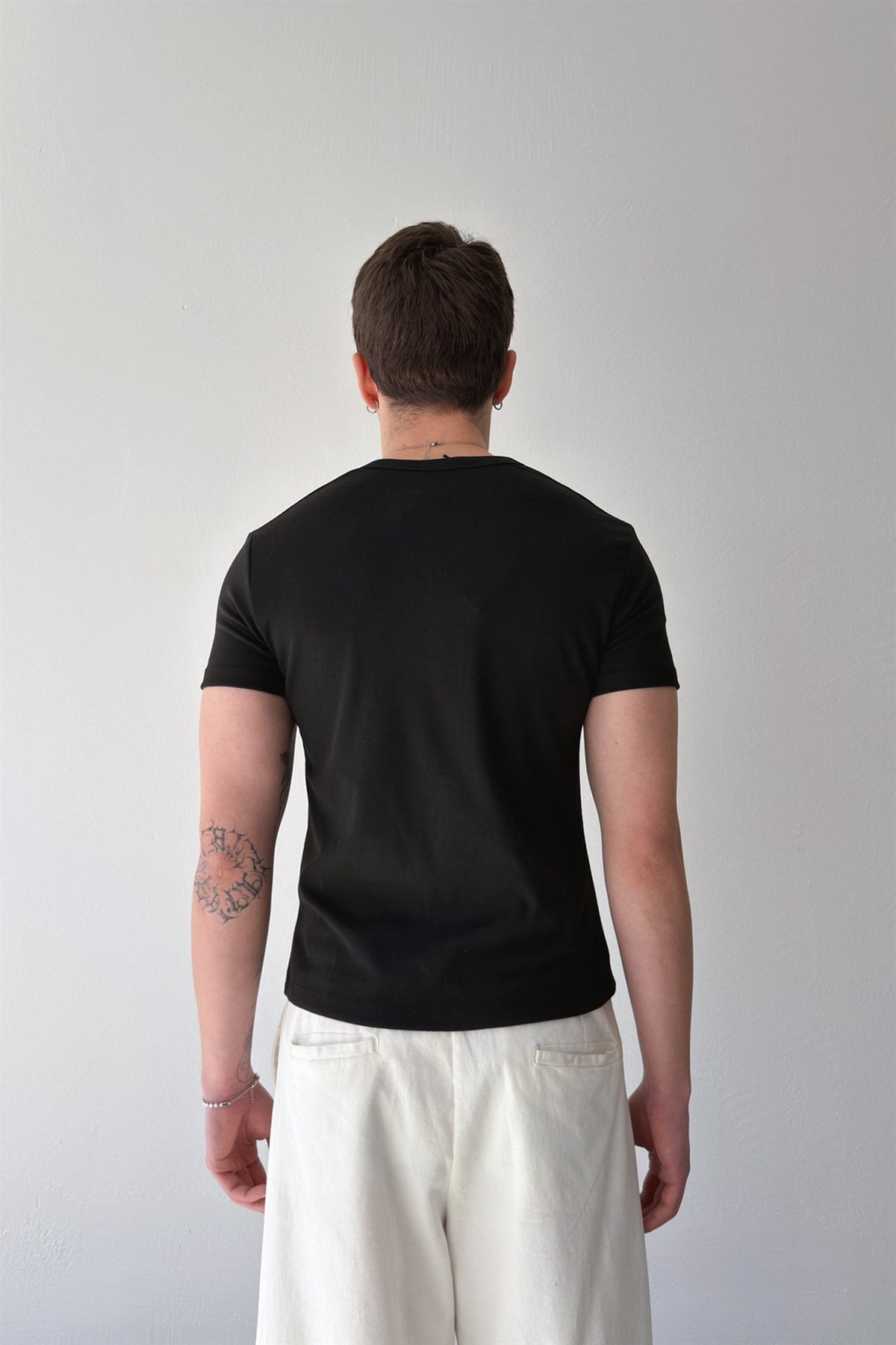 Düğmeli Basic Tişört